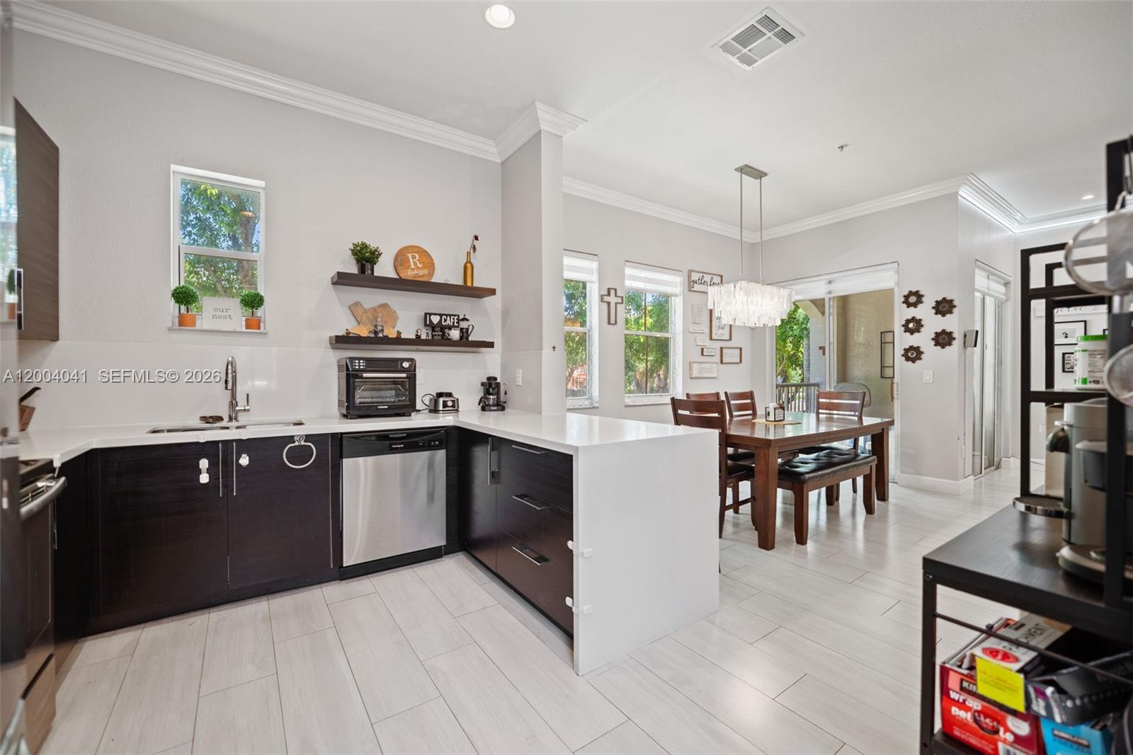 COURTYARDS THREE CONDO - Residential