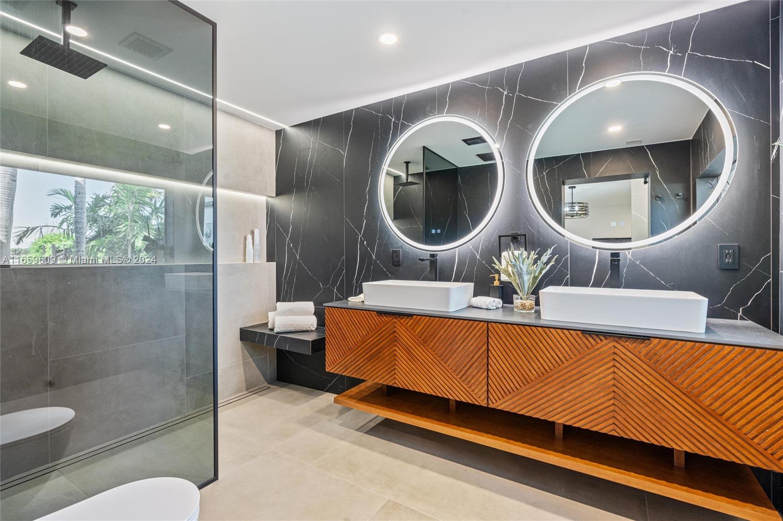 ENCHANTED LAKE SEC 3 - Residential