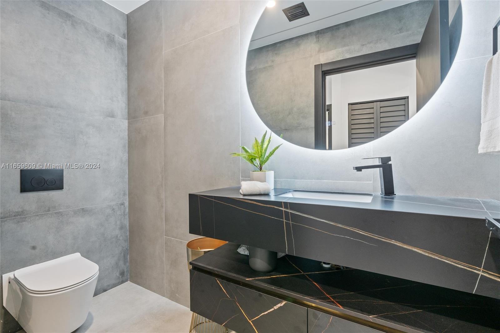 ENCHANTED LAKE SEC 3 - Residential