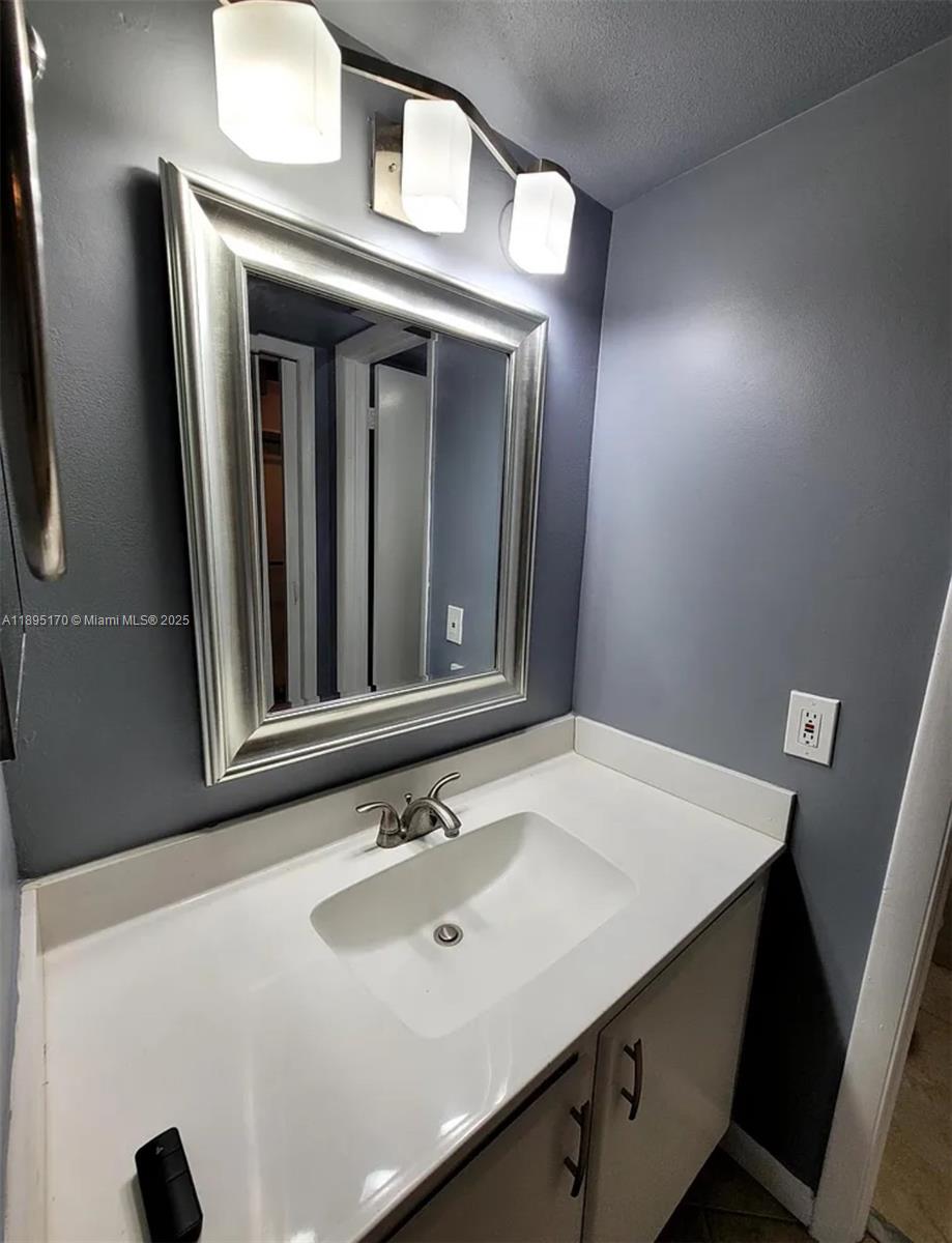 GARDENS OF KENDALL CONDO - Residential