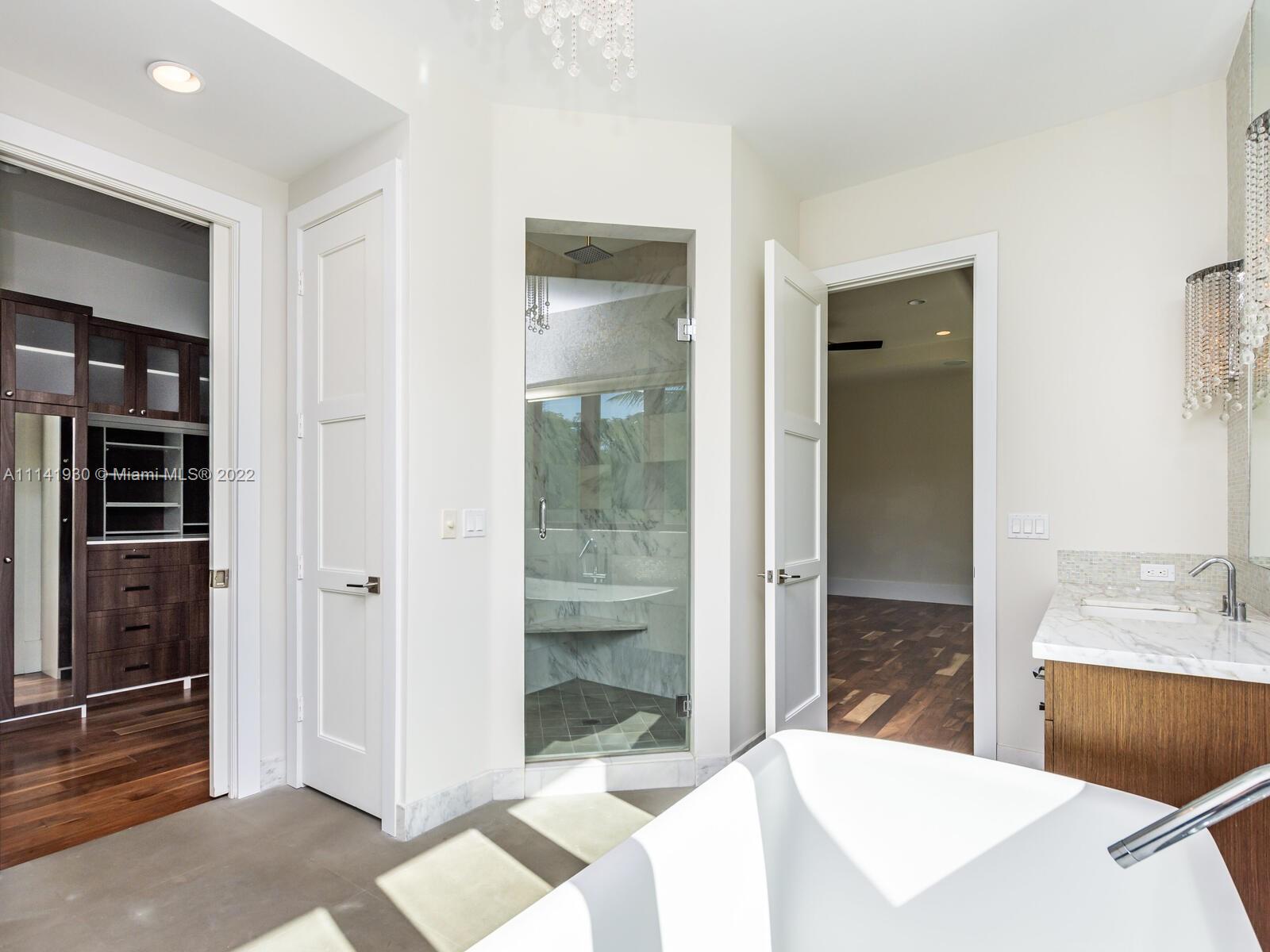 COLLINS ACRES - Residential