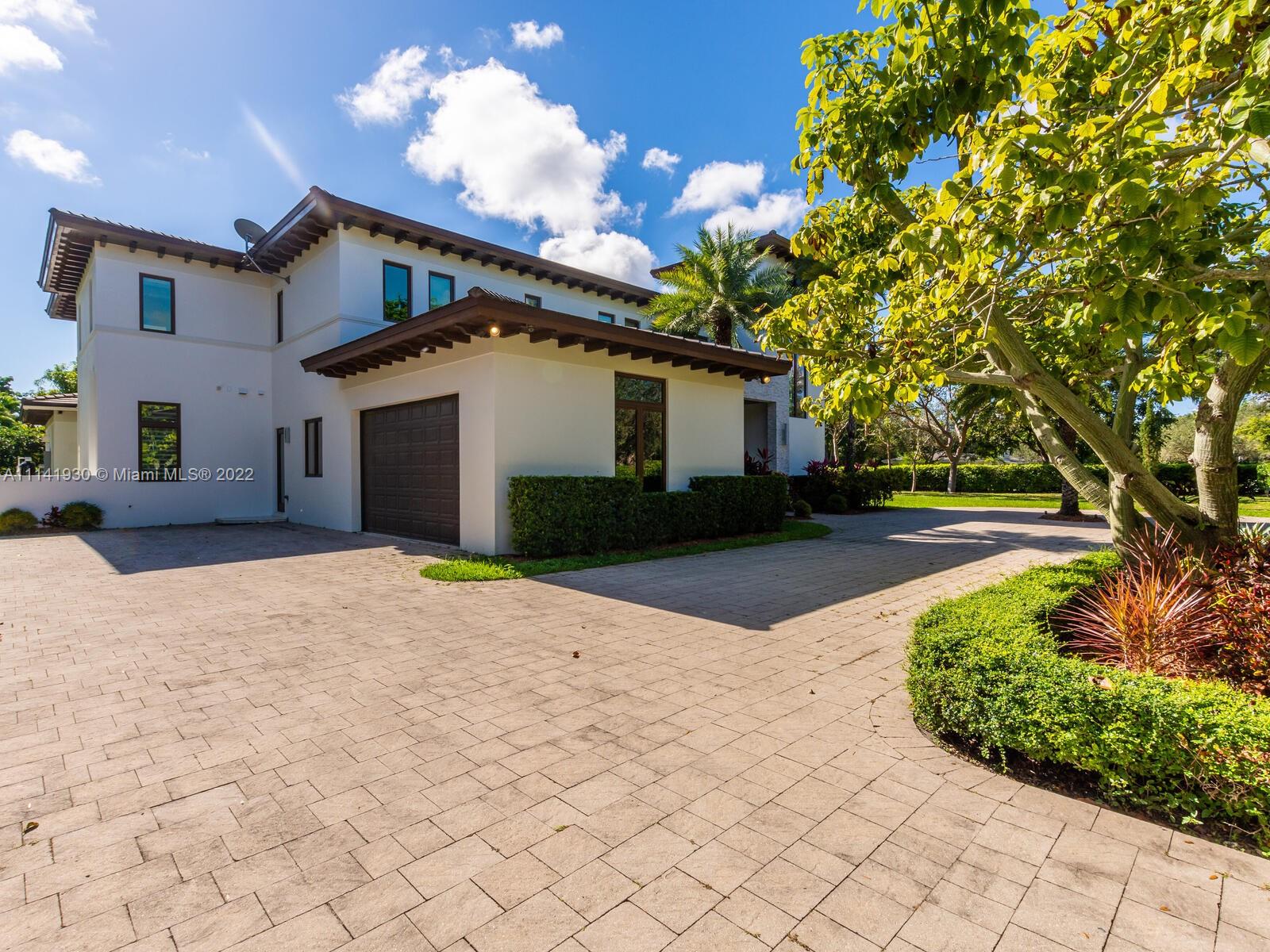 COLLINS ACRES - Residential