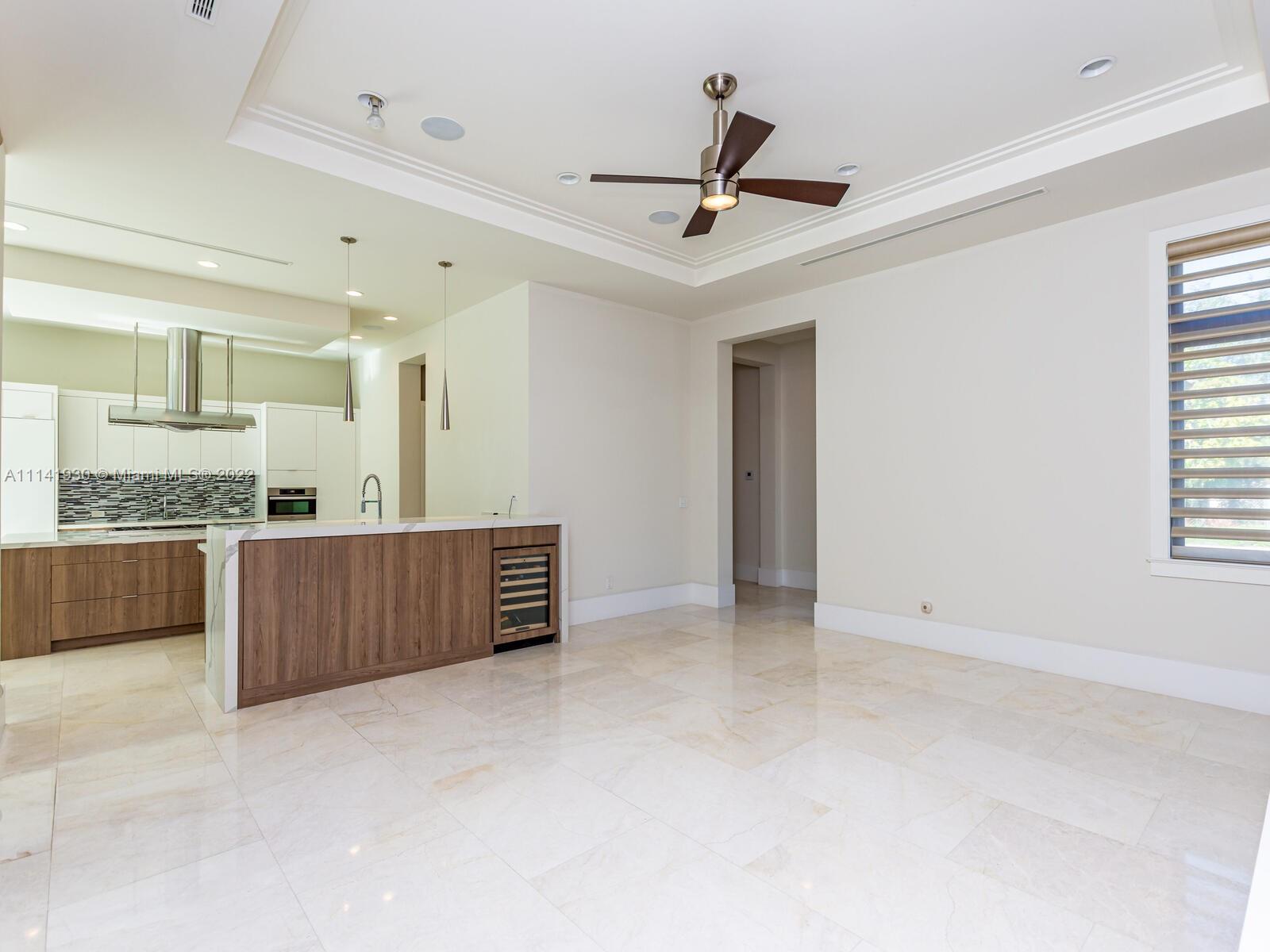 COLLINS ACRES - Residential