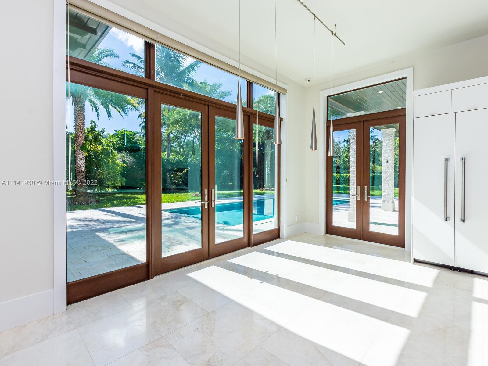 COLLINS ACRES - Residential