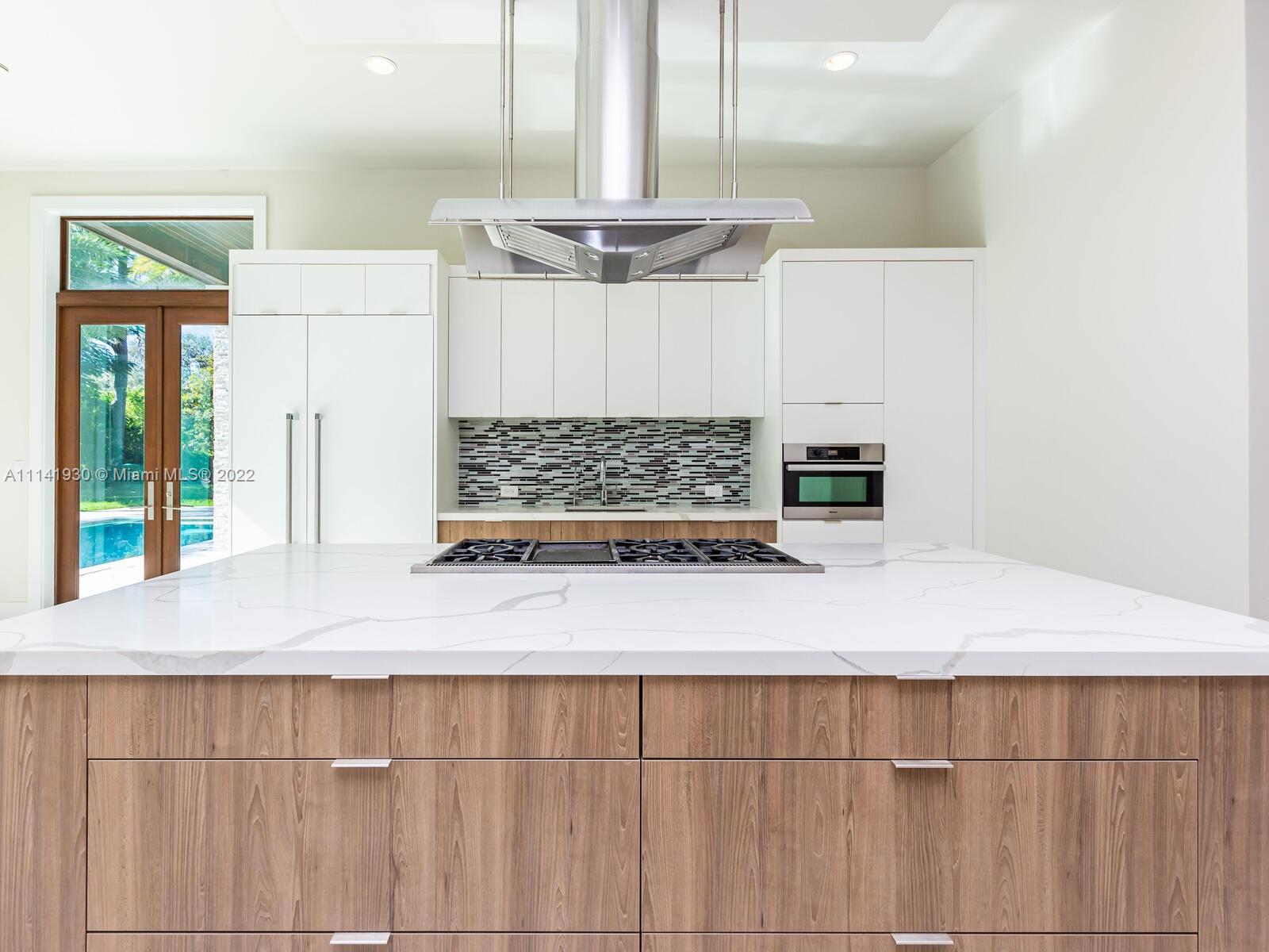 COLLINS ACRES - Residential