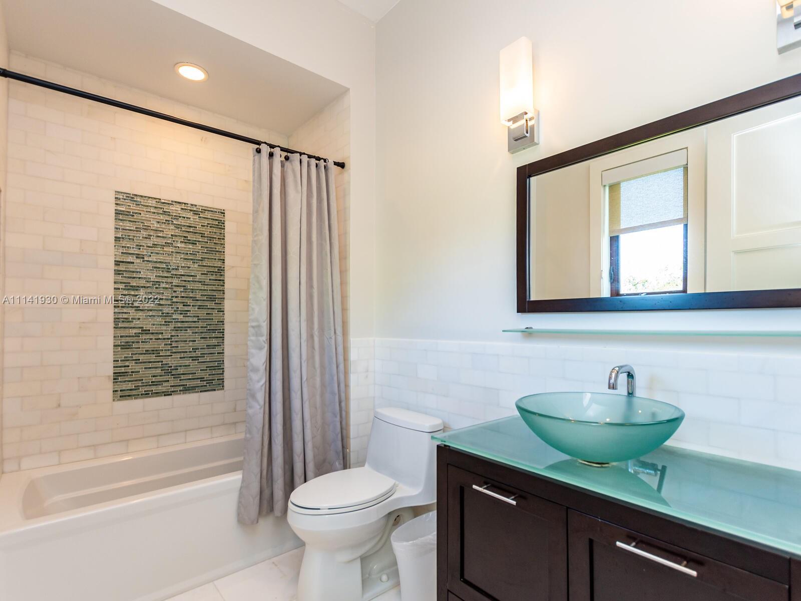 COLLINS ACRES - Residential