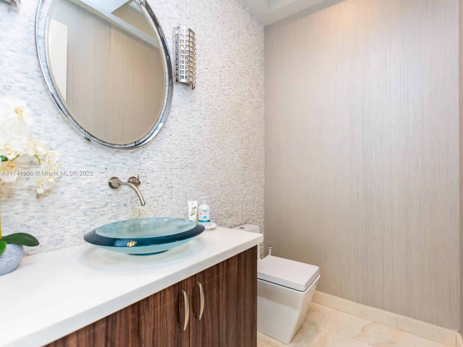 COLLINS ACRES - Residential