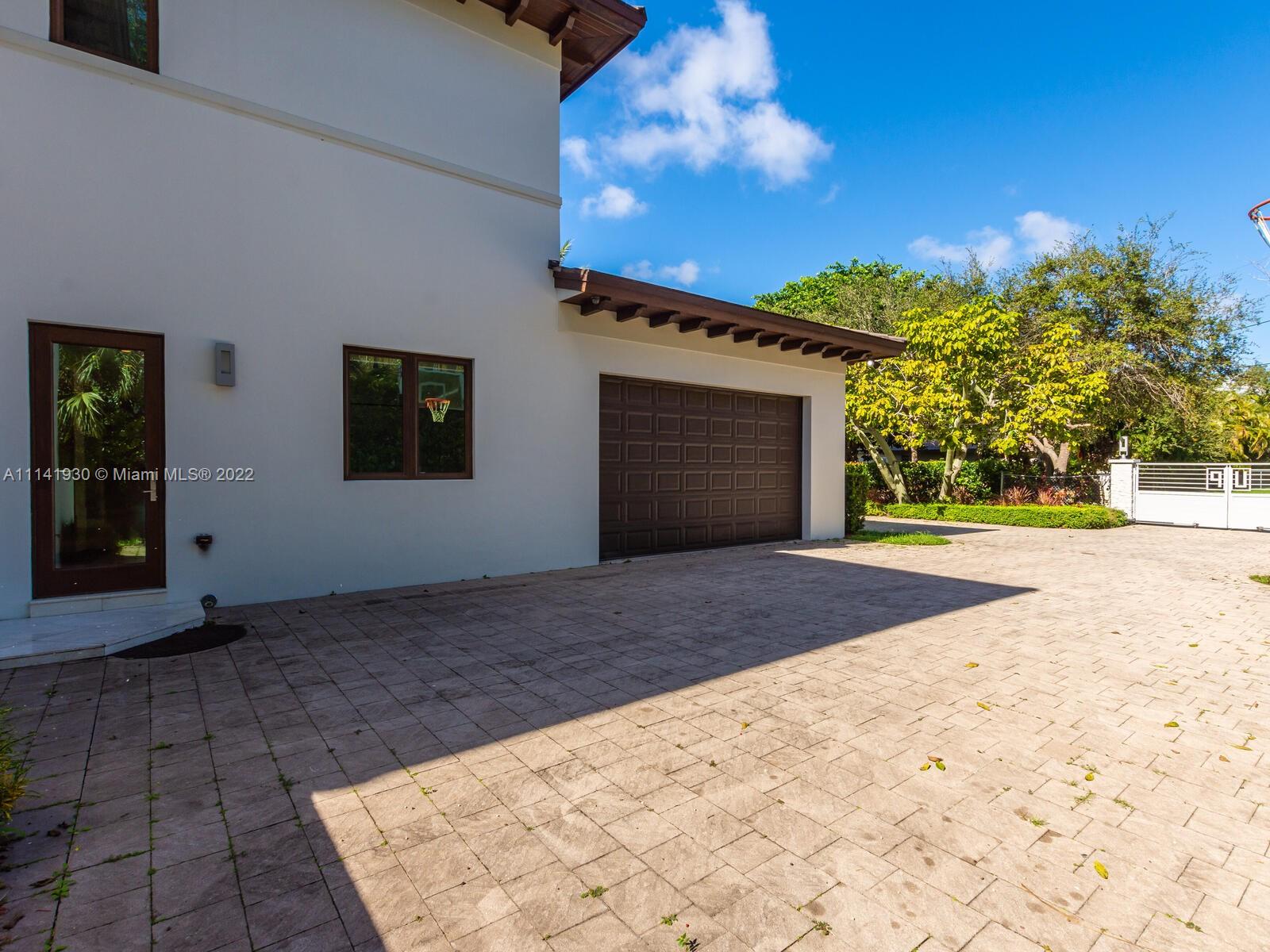 COLLINS ACRES - Residential