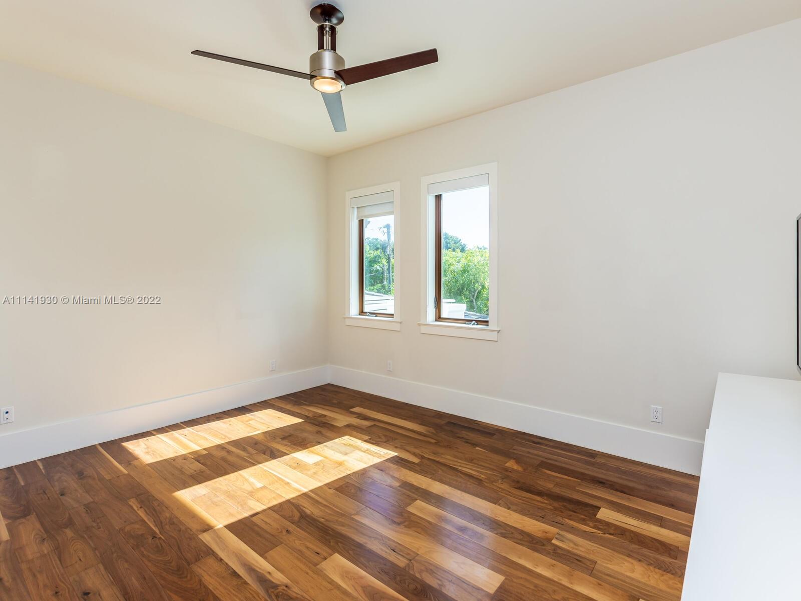 COLLINS ACRES - Residential