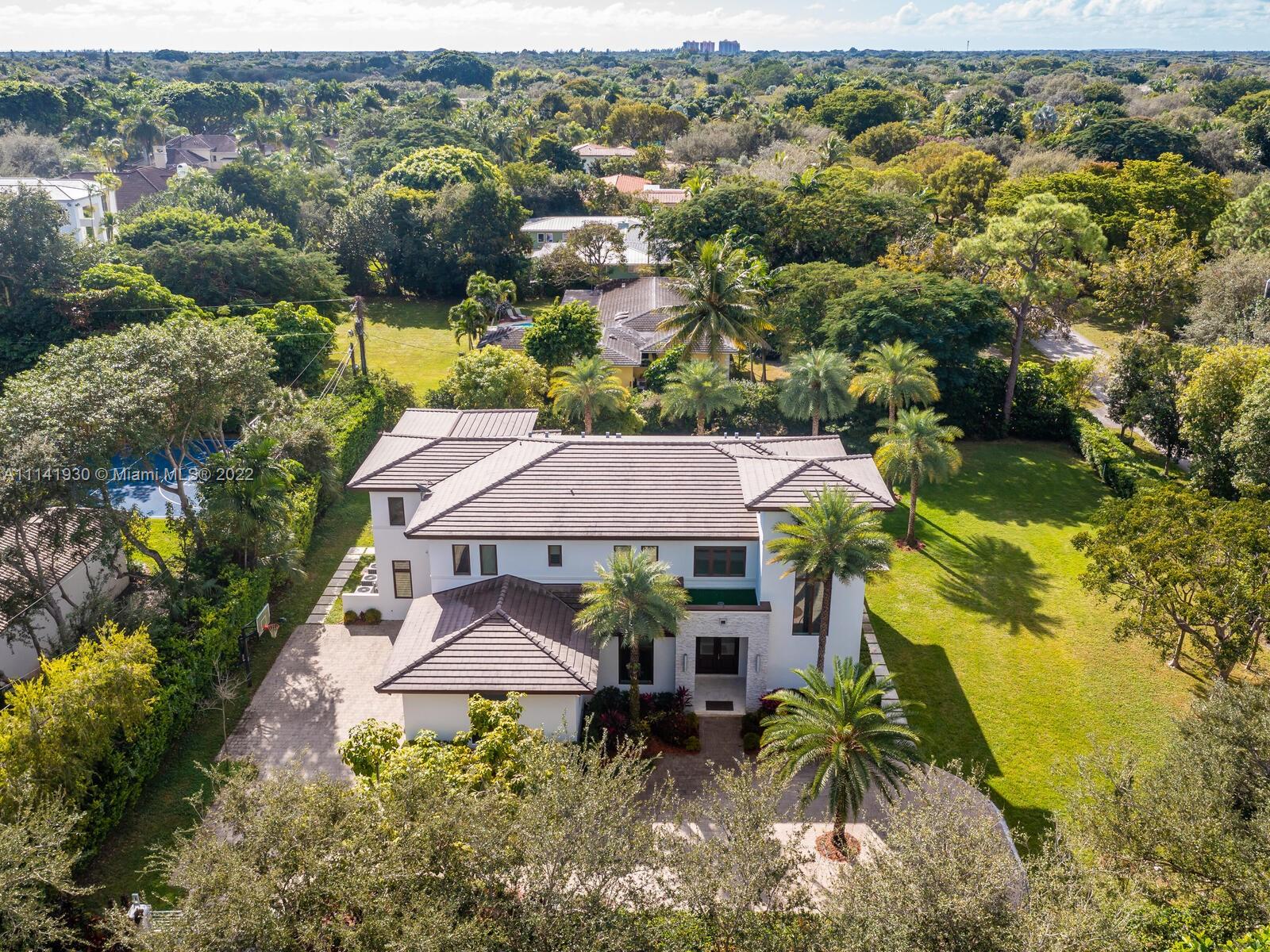 COLLINS ACRES - Residential