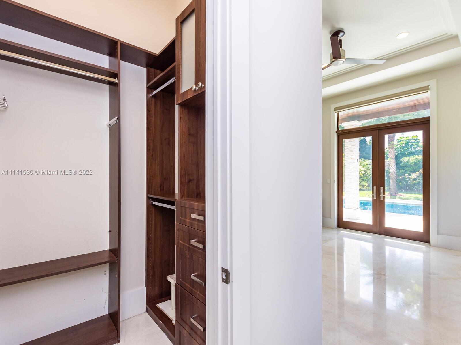 COLLINS ACRES - Residential