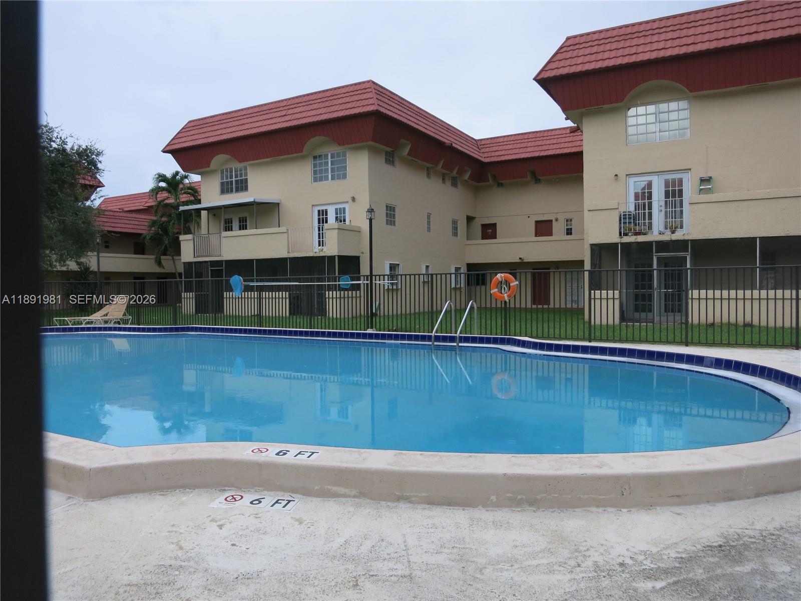 CASTLE APTS CONDO - Residential