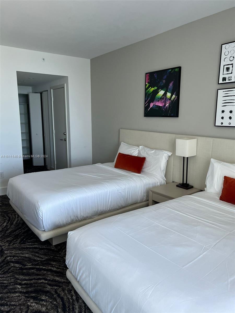 HYDE BEACH RESORT - Residential Lease