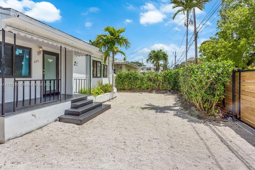 RAILWAY SHOPS ADDN 2ND AM - Residential Lease