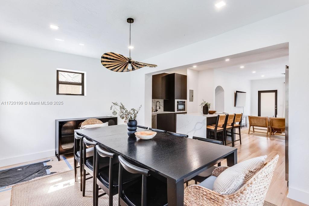 RAILWAY SHOPS ADDN 2ND AM - Residential Lease