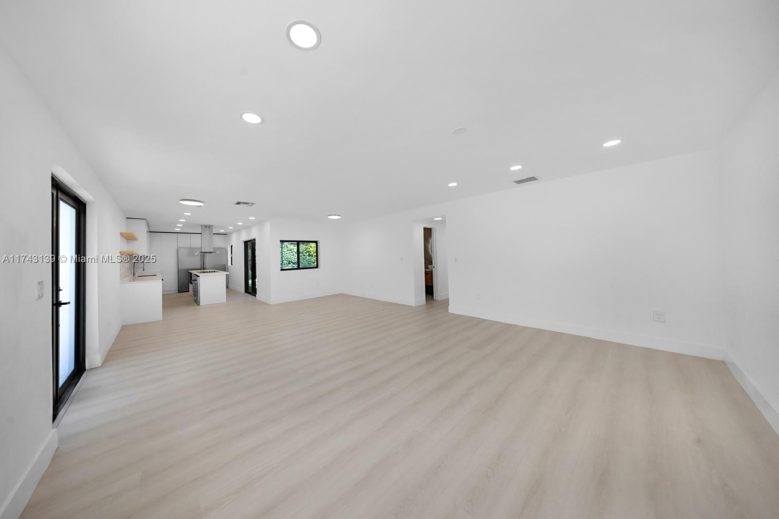 WESTWOOD ESTS SEC 2 2ND A - Residential