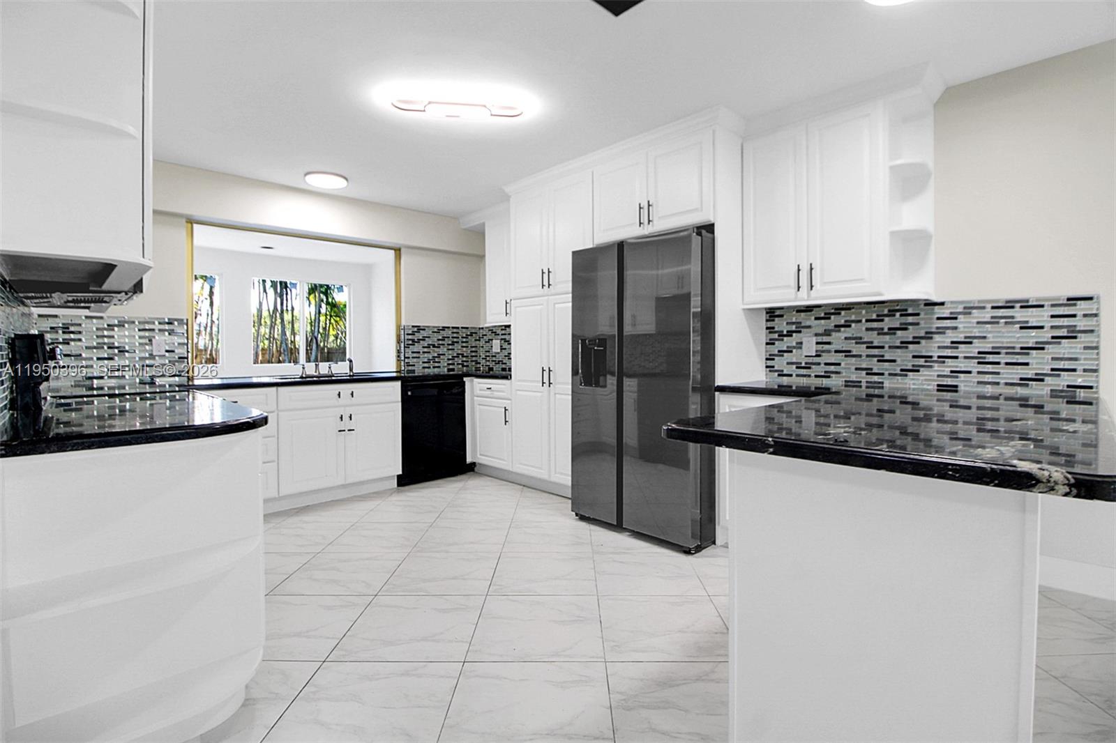 HOLLYWOOD HILLS SECOND AD - Residential