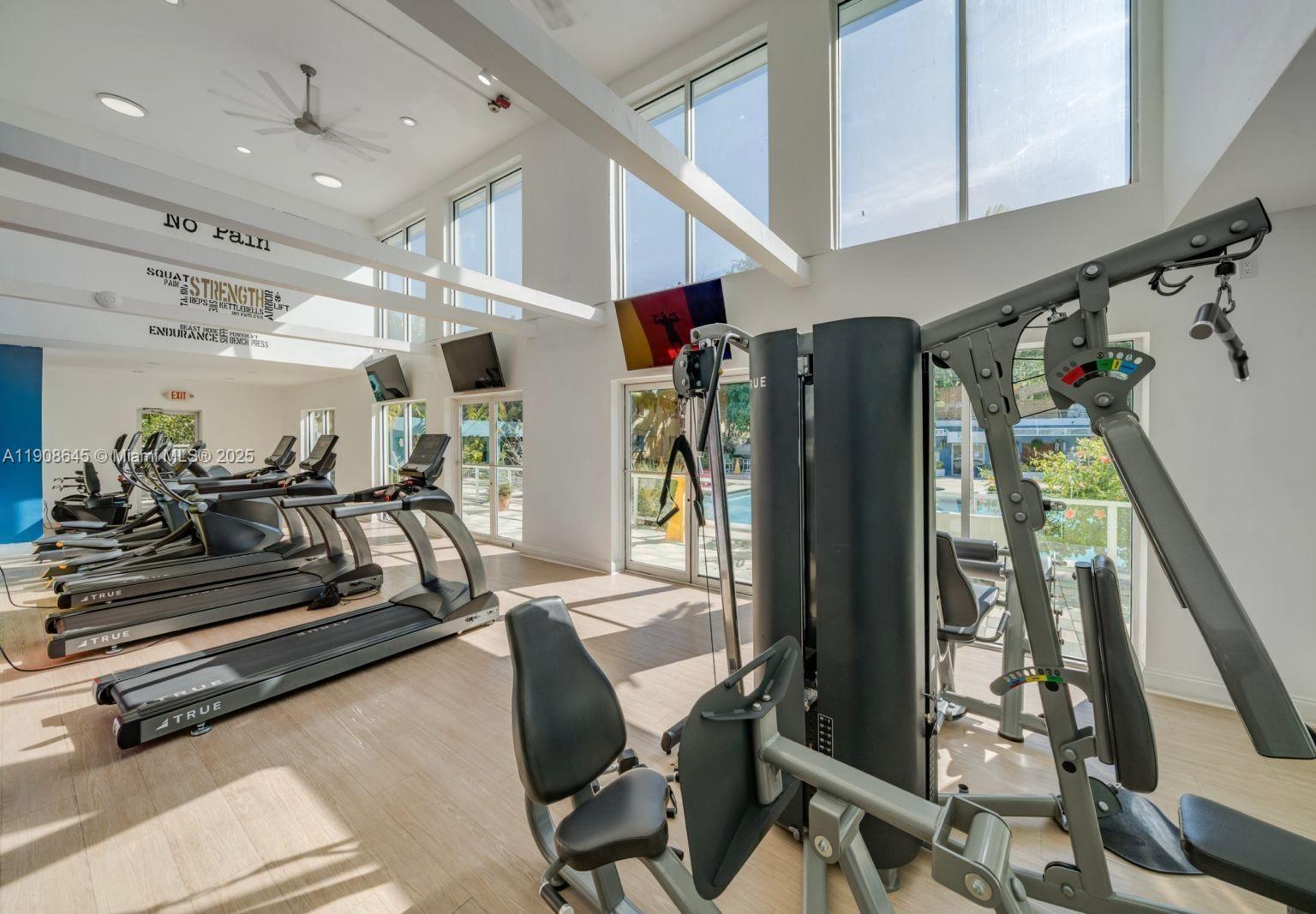 SABAL PALM COURT - Residential Lease