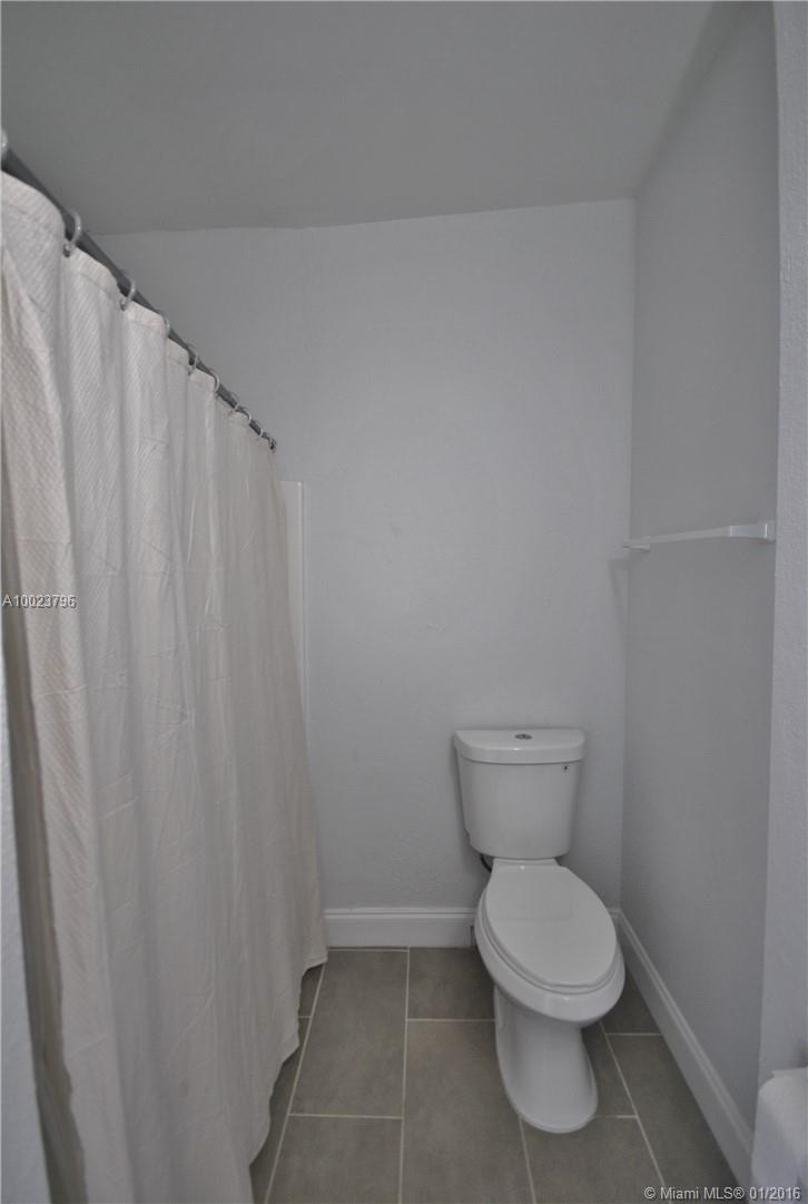 BROADMOOR - Residential Lease