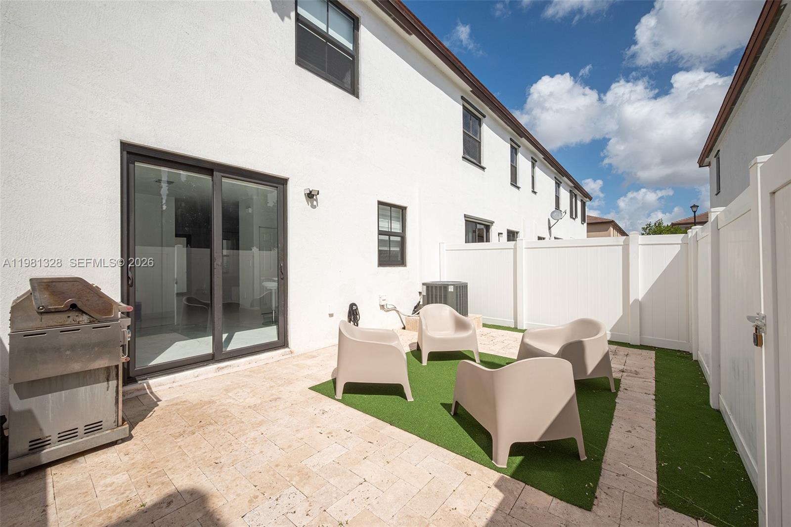 AQUABELLA SECTION ONE - Residential