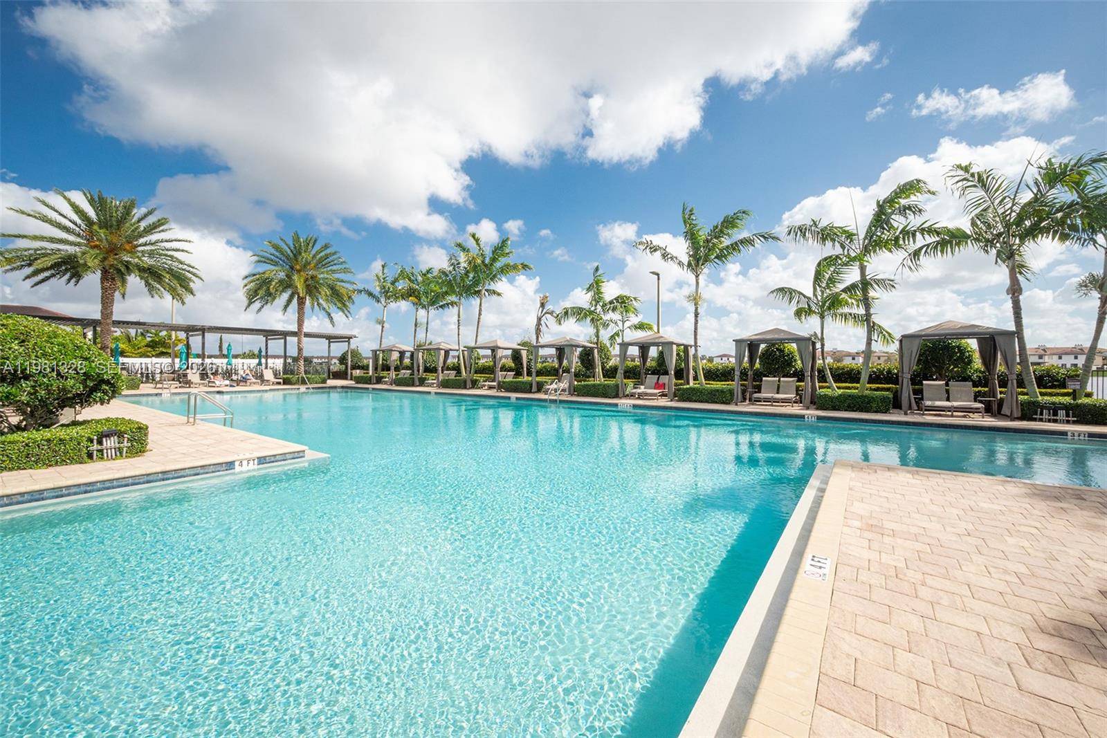 AQUABELLA SECTION ONE - Residential