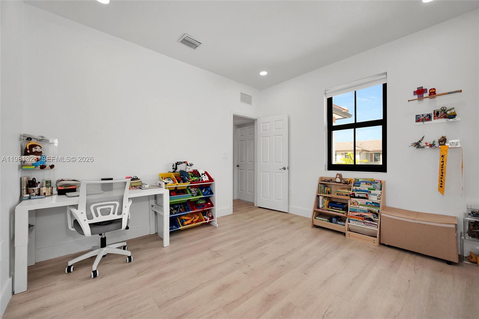 AQUABELLA SECTION ONE - Residential