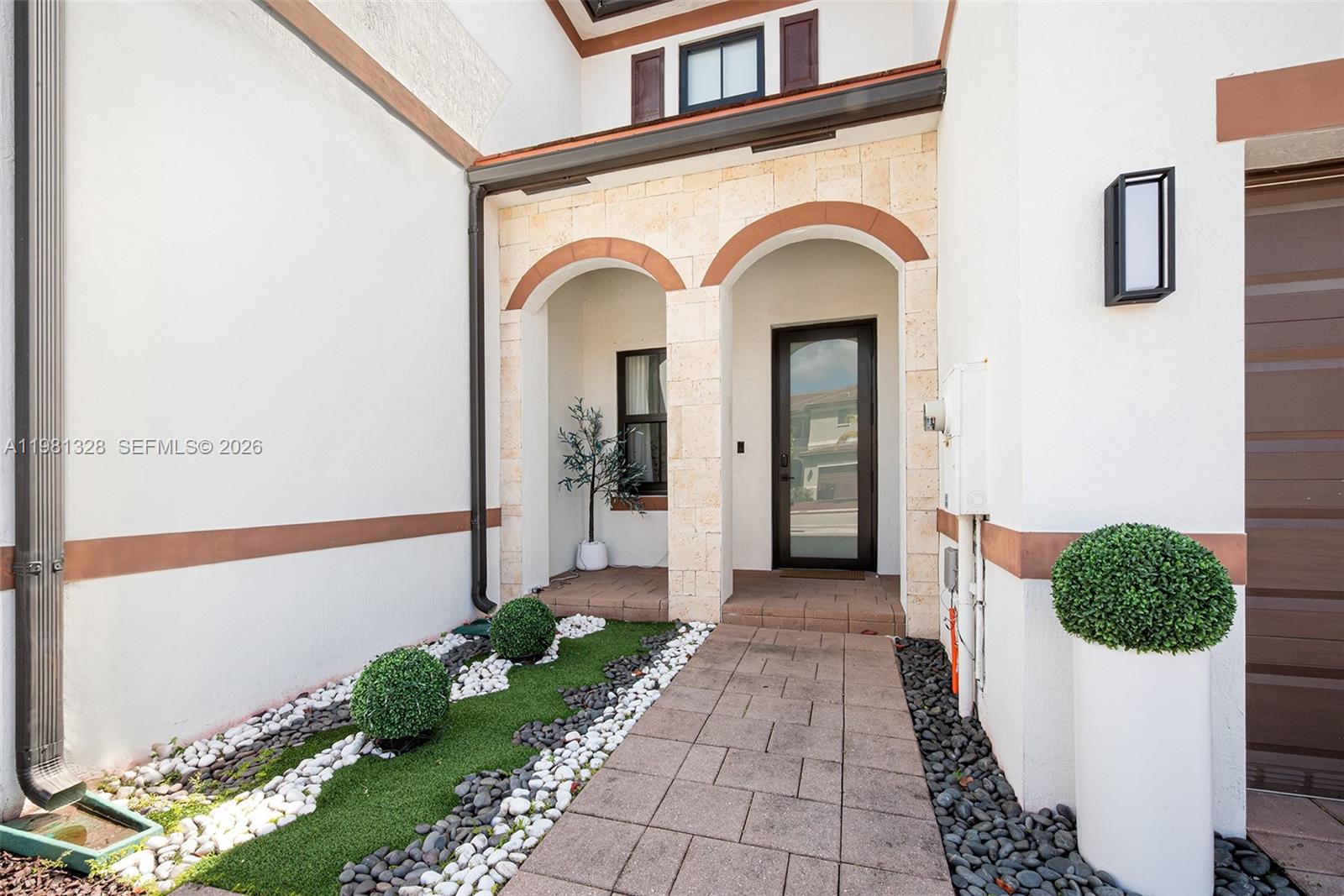 AQUABELLA SECTION ONE - Residential