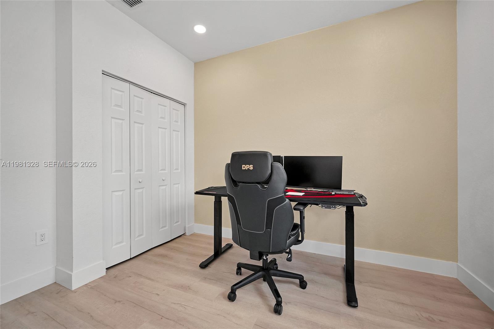 AQUABELLA SECTION ONE - Residential