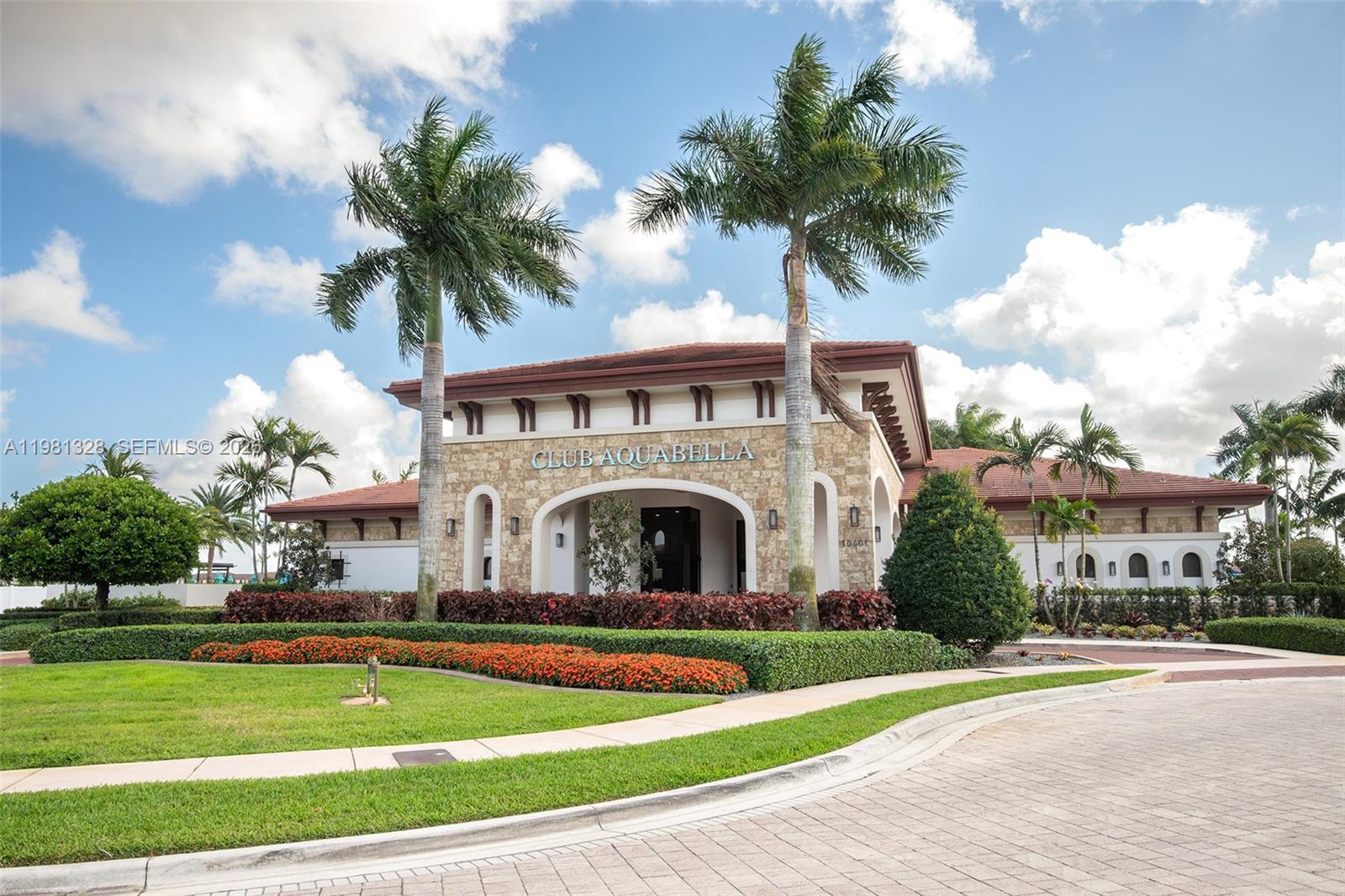 AQUABELLA SECTION ONE - Residential