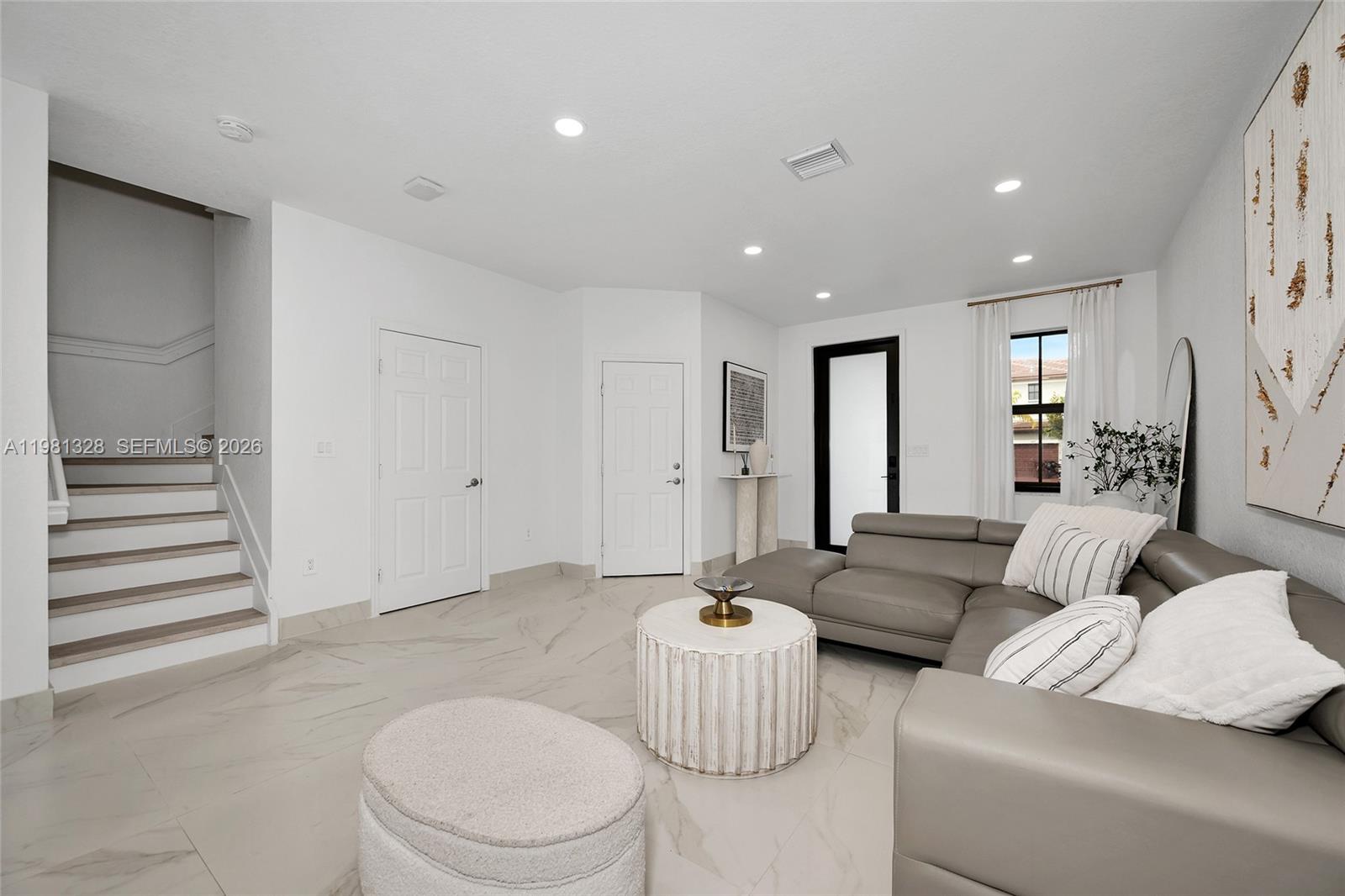 AQUABELLA SECTION ONE - Residential