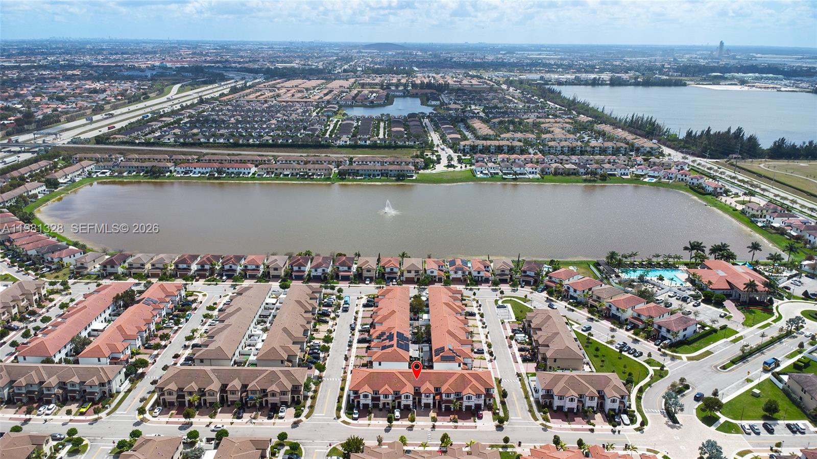 AQUABELLA SECTION ONE - Residential