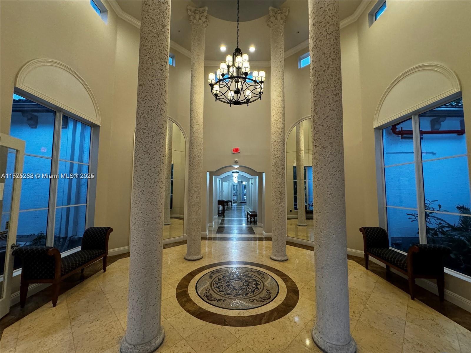 VIZCAYA LAKES CONDO - Residential