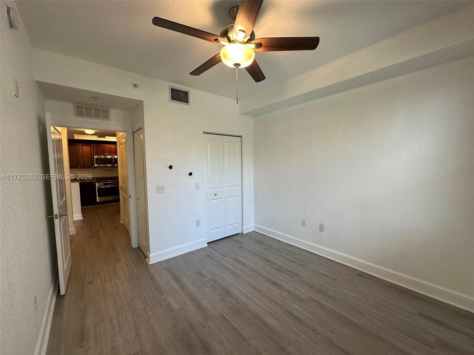 VIZCAYA LAKES CONDO - Residential