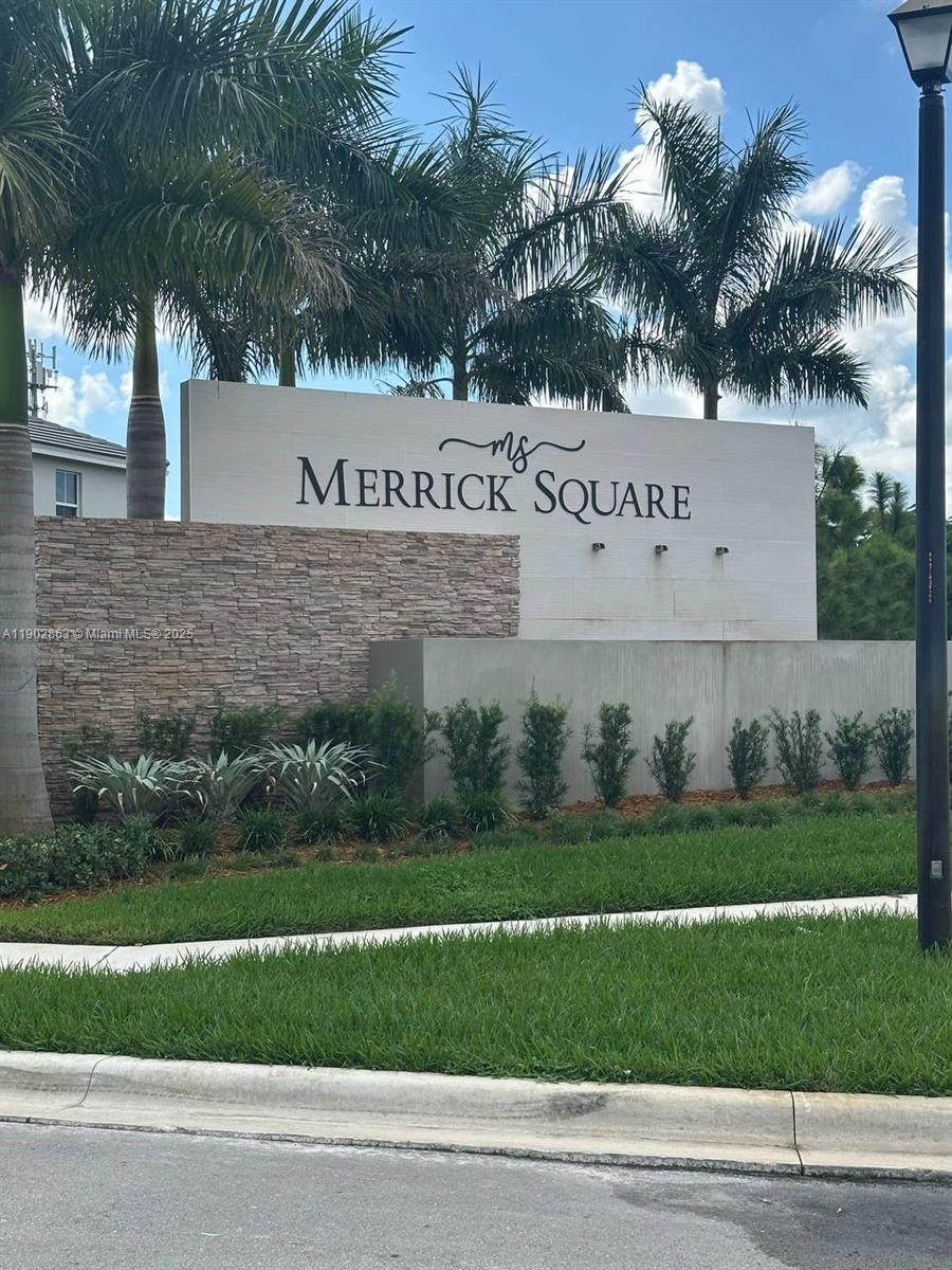 MERRICK SQUARE - Residential Lease