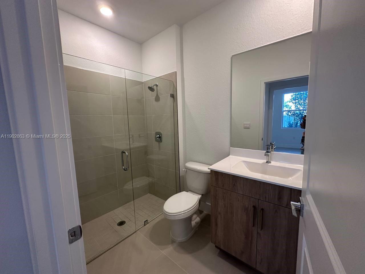 MERRICK SQUARE - Residential Lease