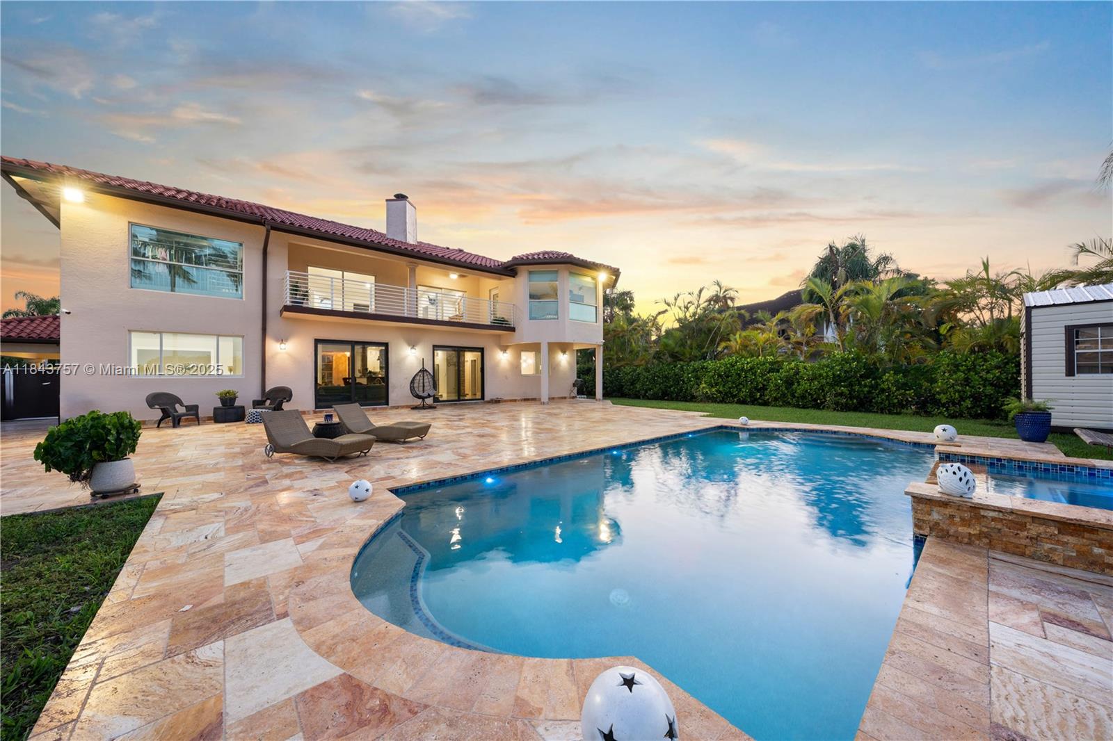 CALUSA CLUB ESTATES - Residential