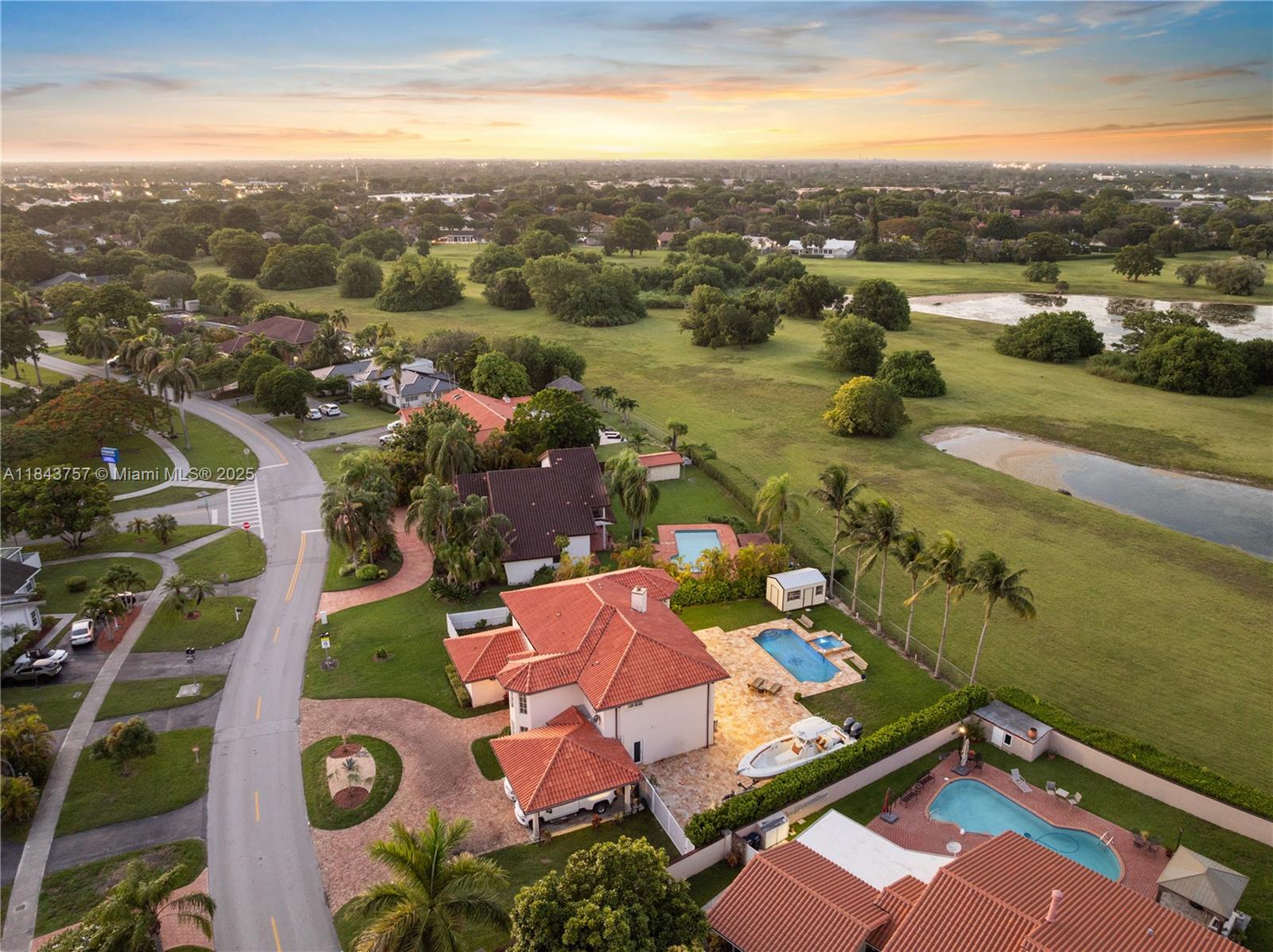 CALUSA CLUB ESTATES - Residential