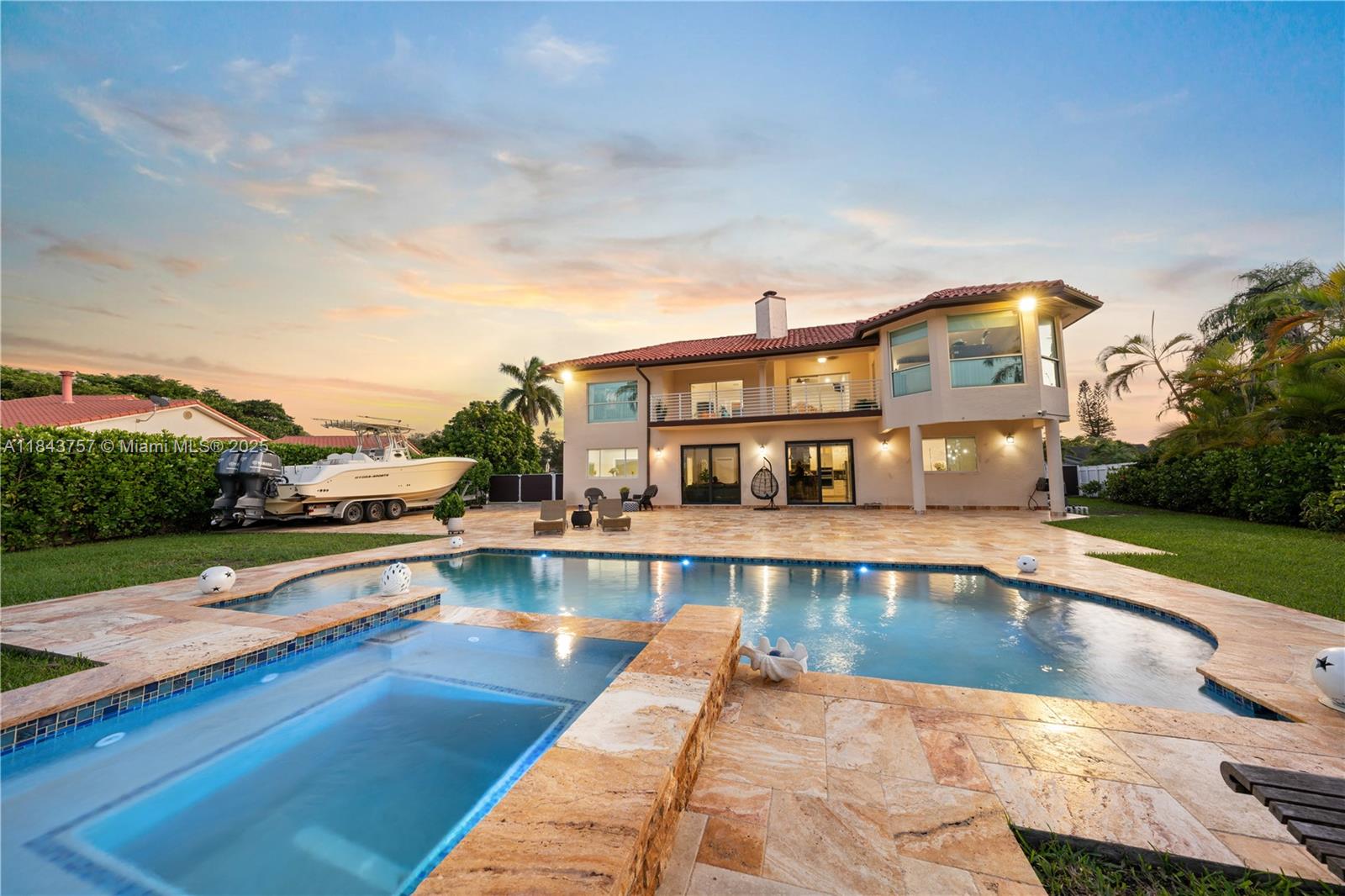 CALUSA CLUB ESTATES - Residential