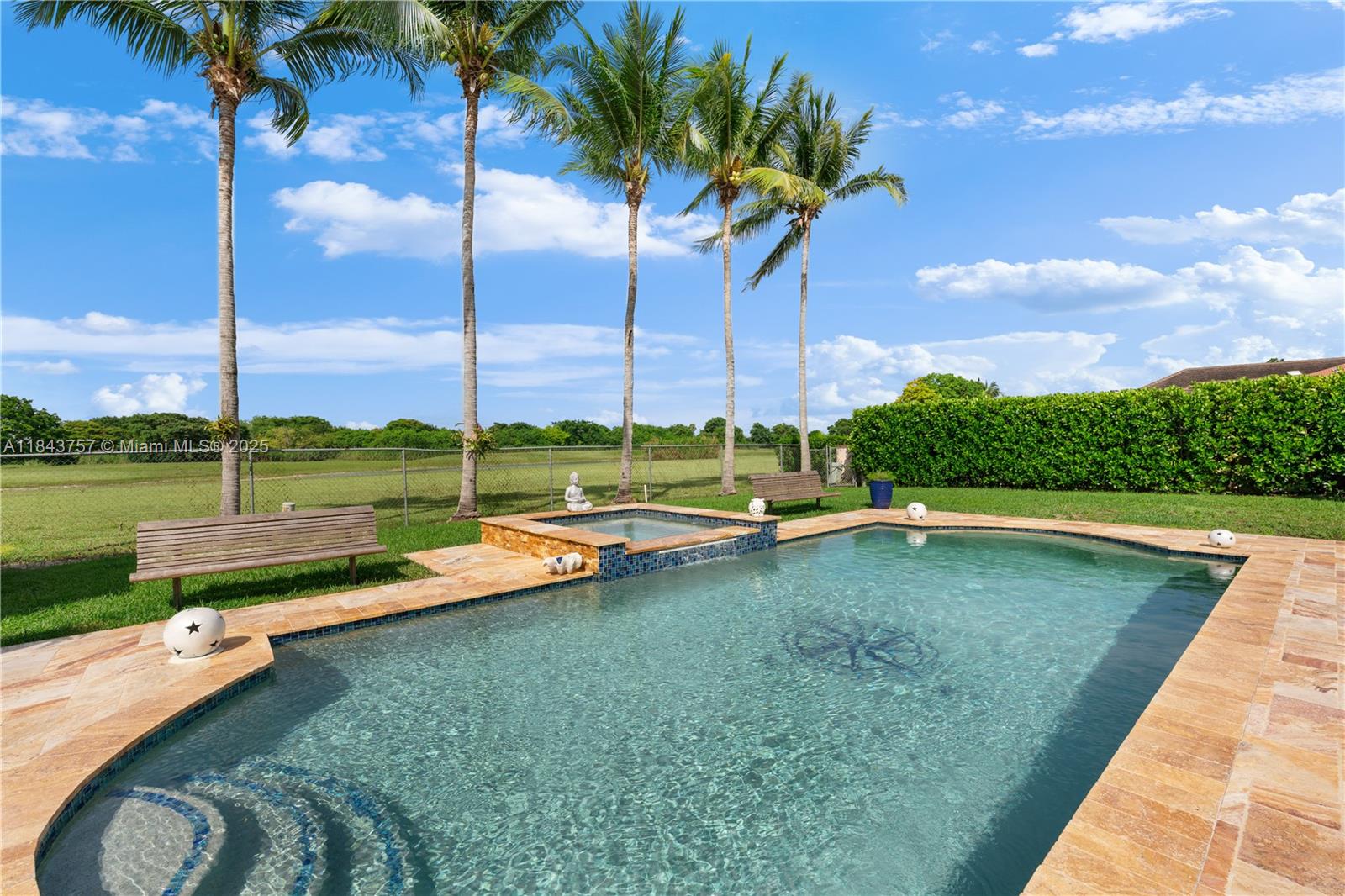 CALUSA CLUB ESTATES - Residential