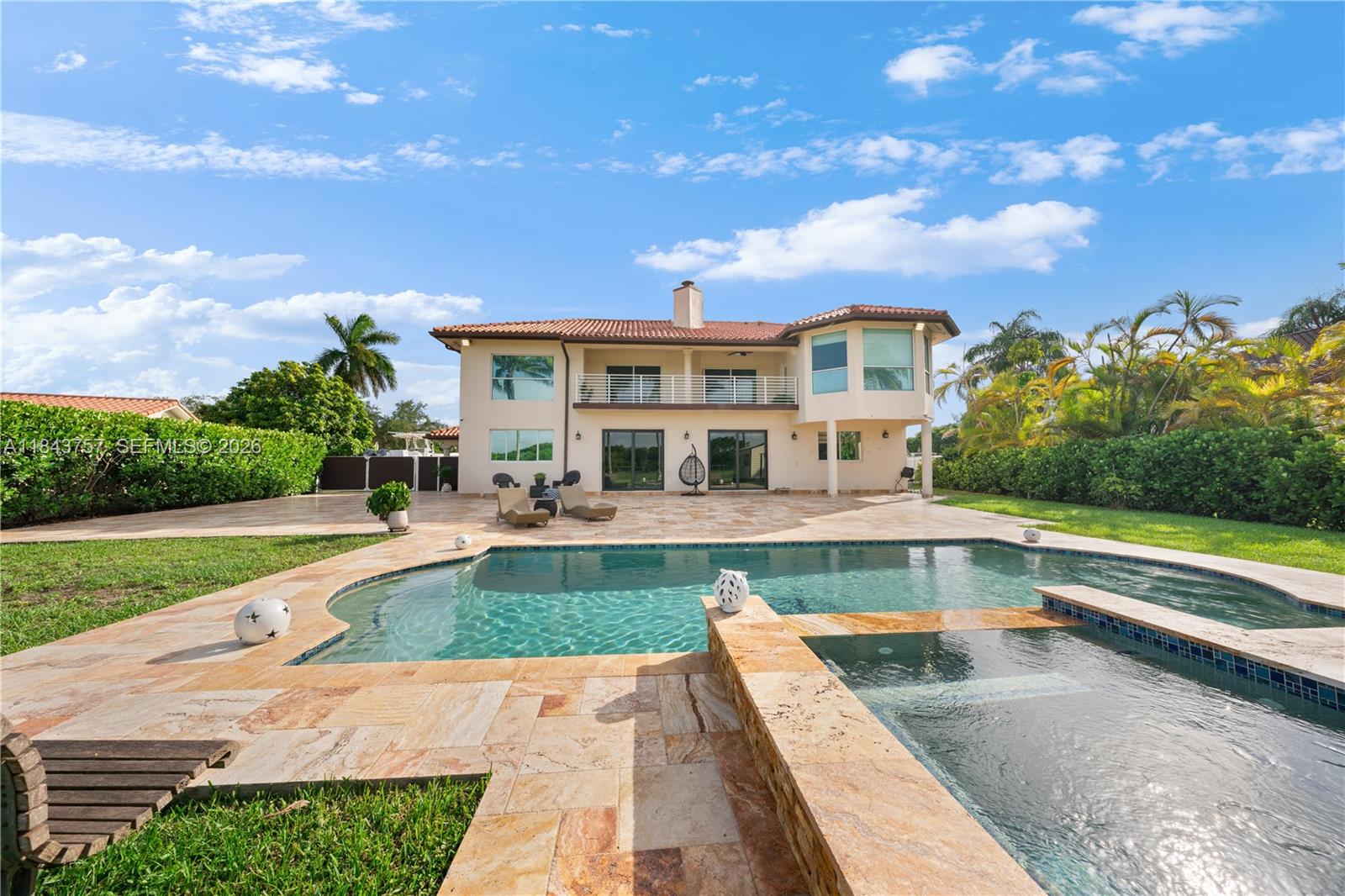 CALUSA CLUB ESTATES - Residential