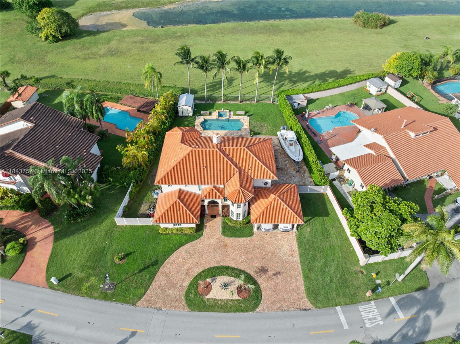 CALUSA CLUB ESTATES - Residential