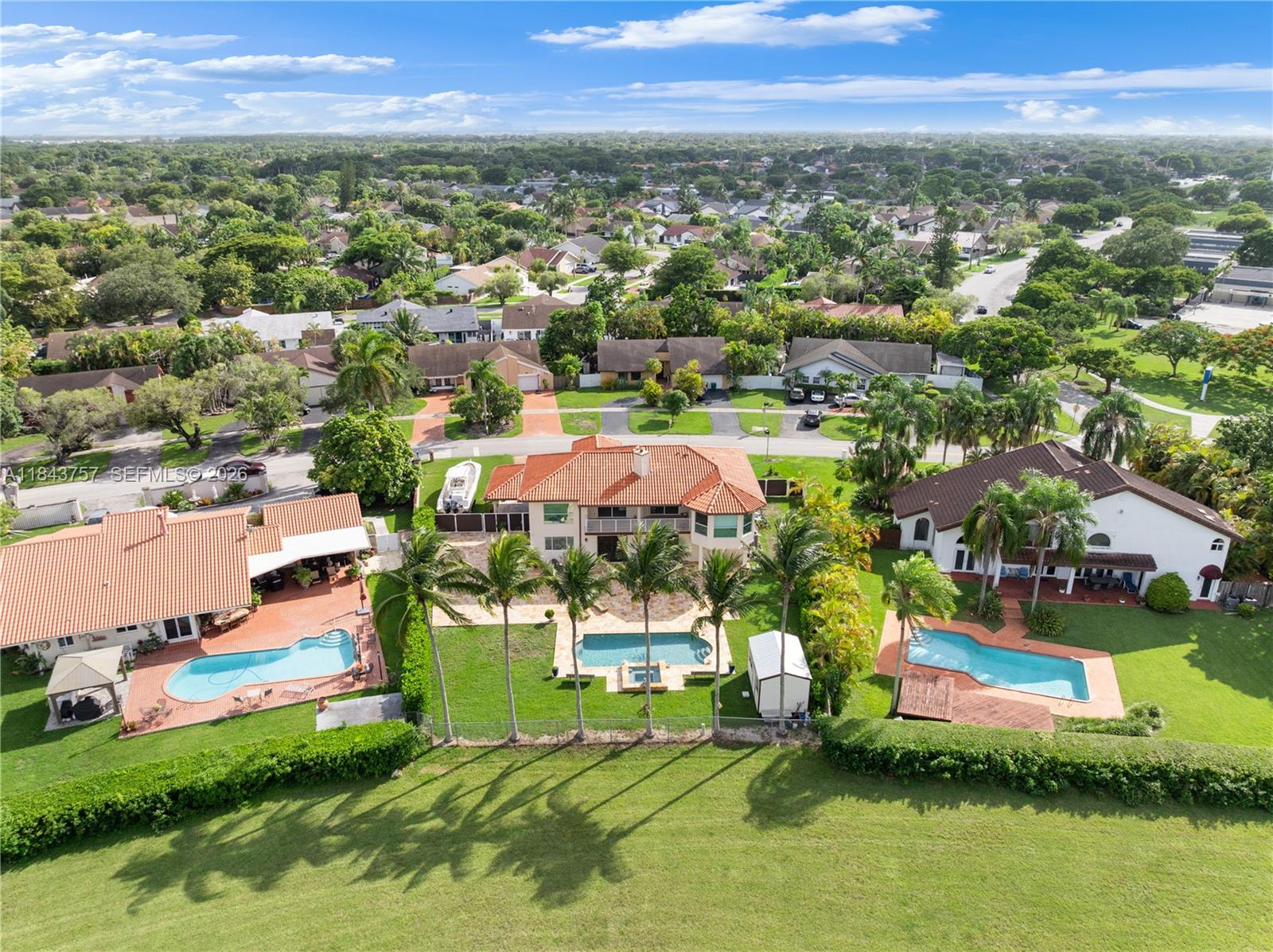 CALUSA CLUB ESTATES - Residential