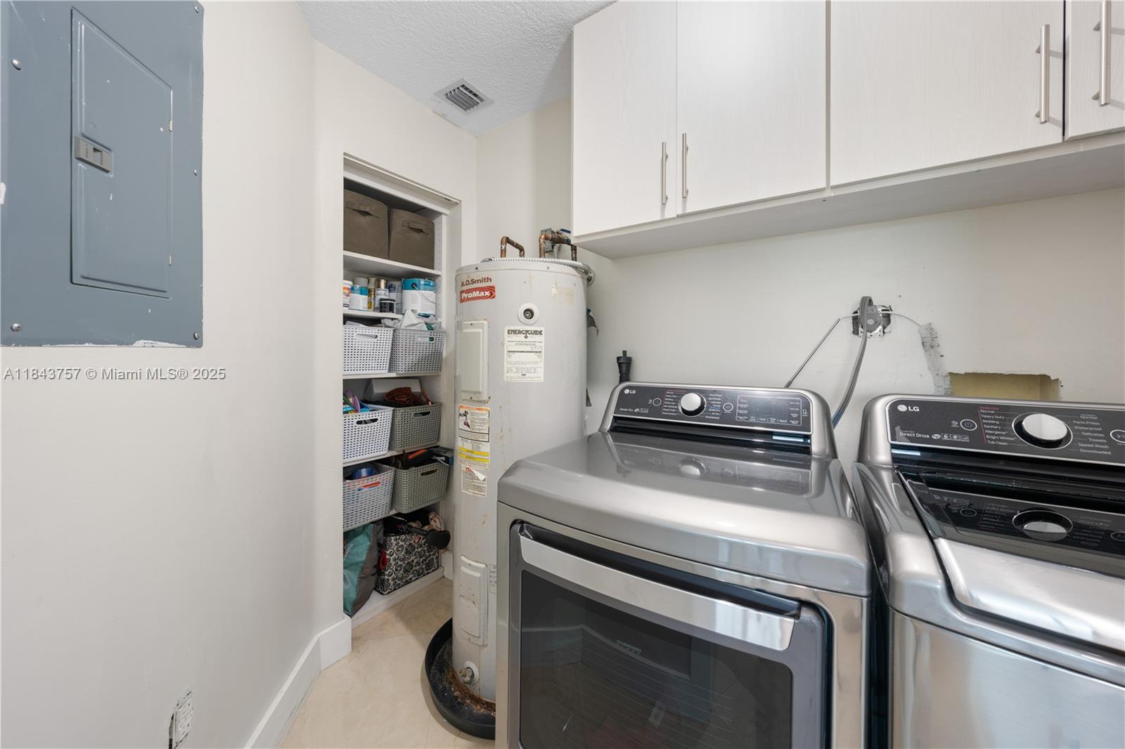 CALUSA CLUB ESTATES - Residential