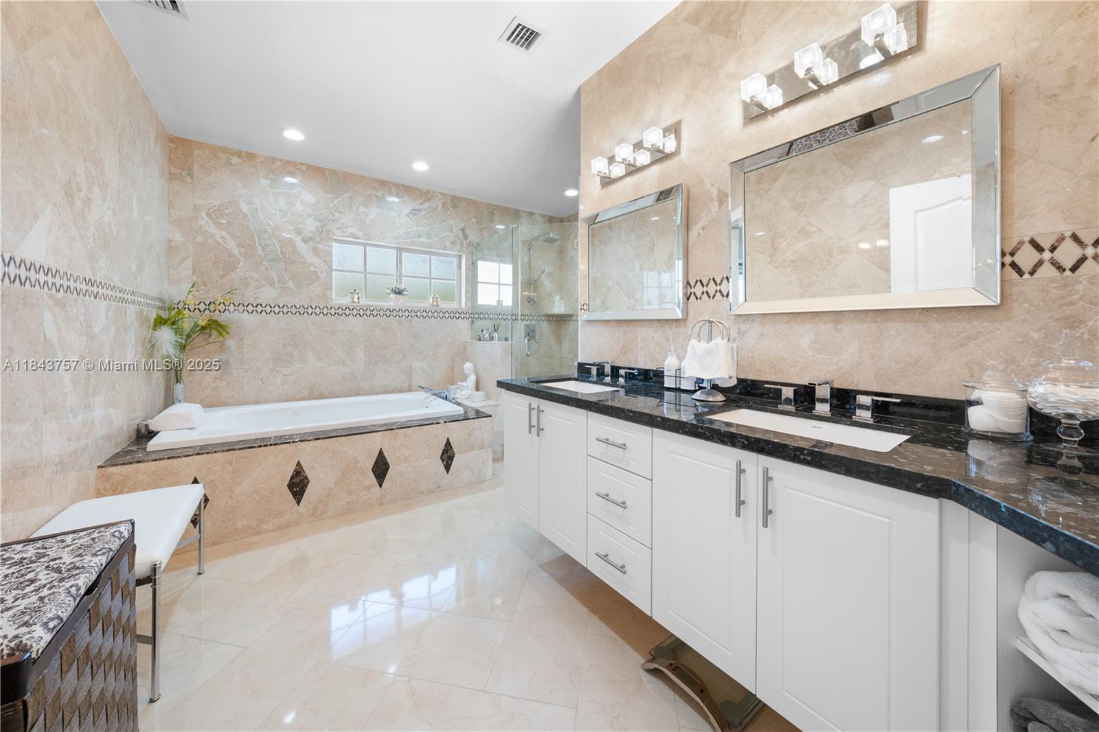 CALUSA CLUB ESTATES - Residential