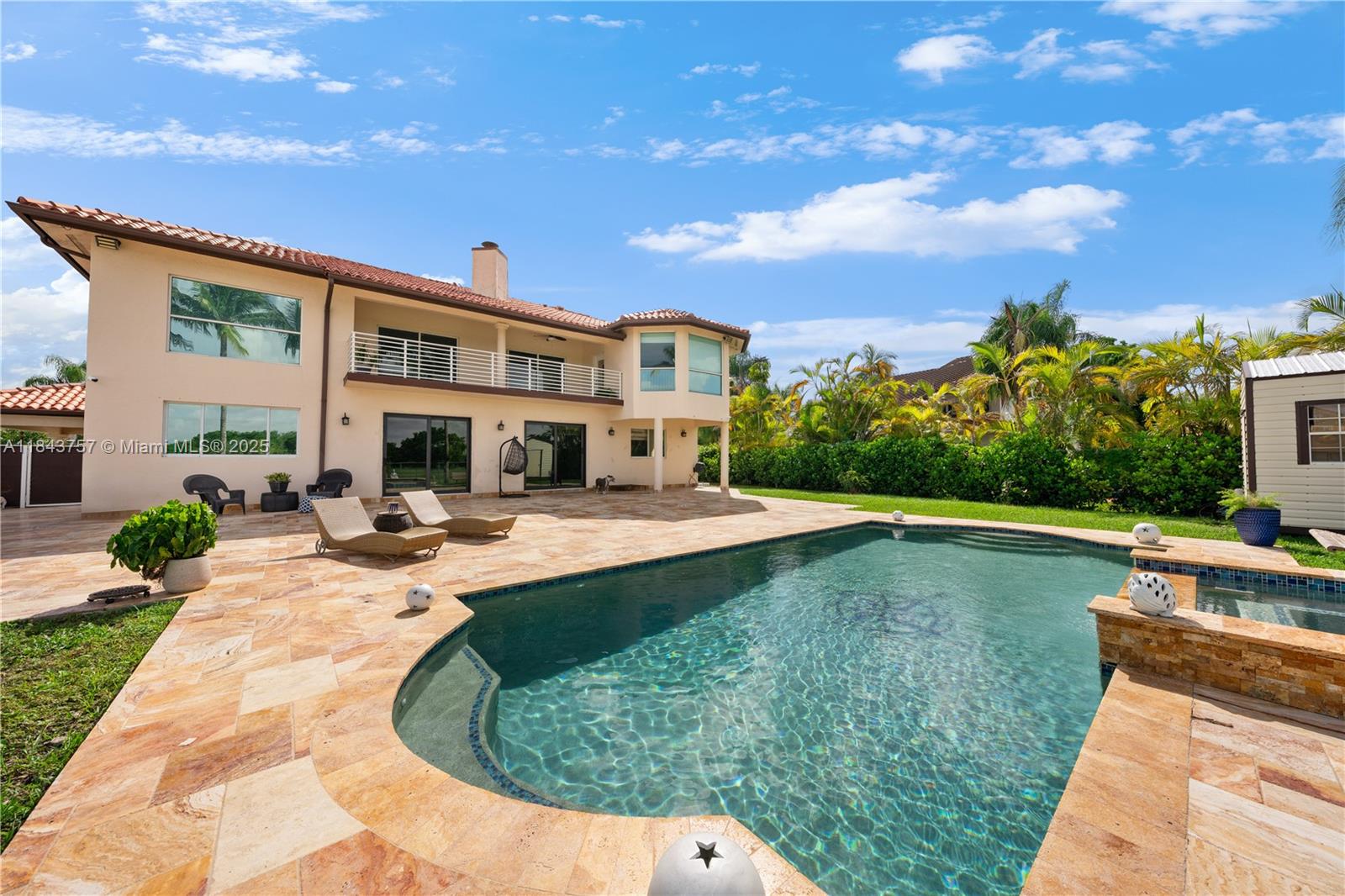 CALUSA CLUB ESTATES - Residential