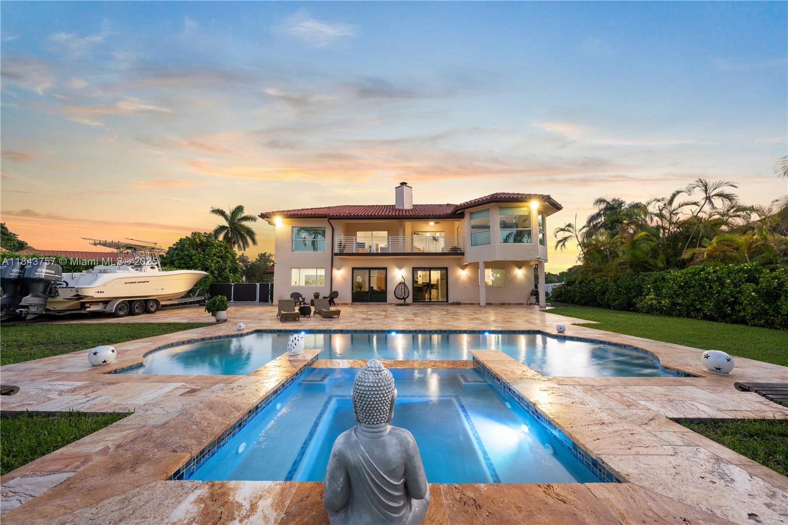 CALUSA CLUB ESTATES - Residential