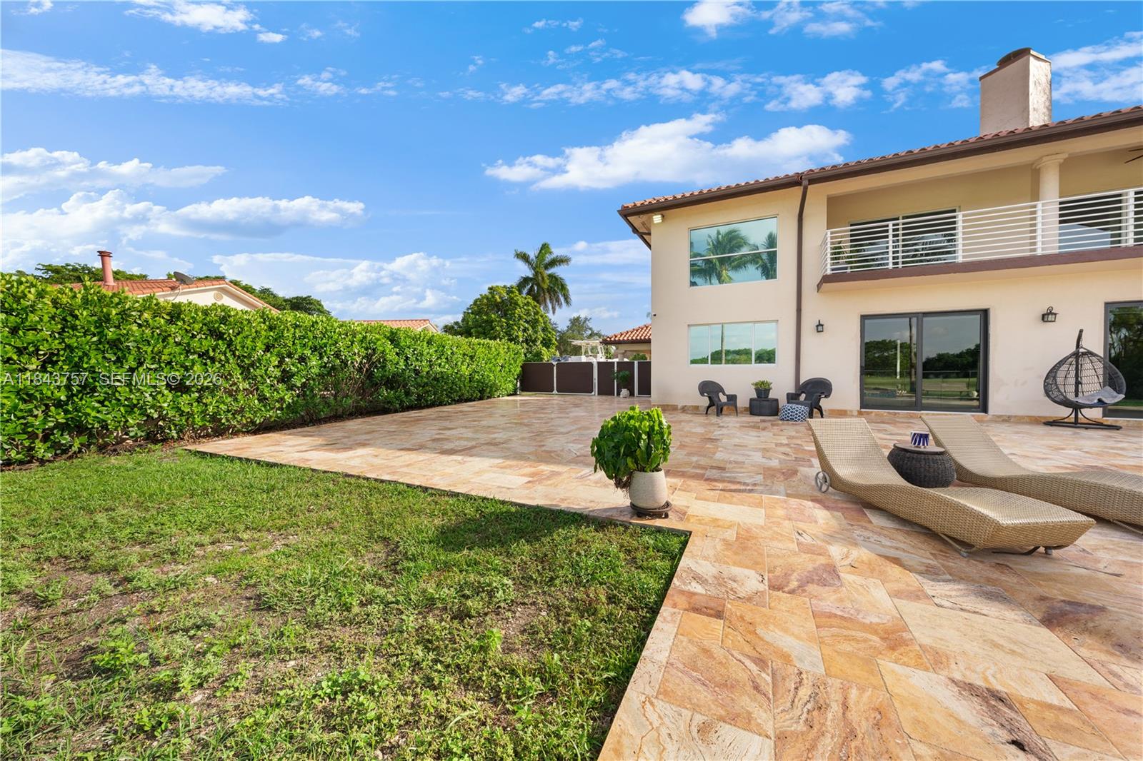 CALUSA CLUB ESTATES - Residential