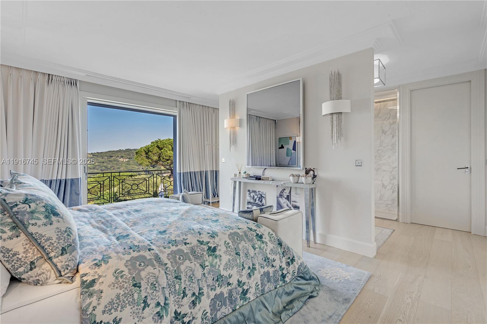 Saint Tropez - Residential