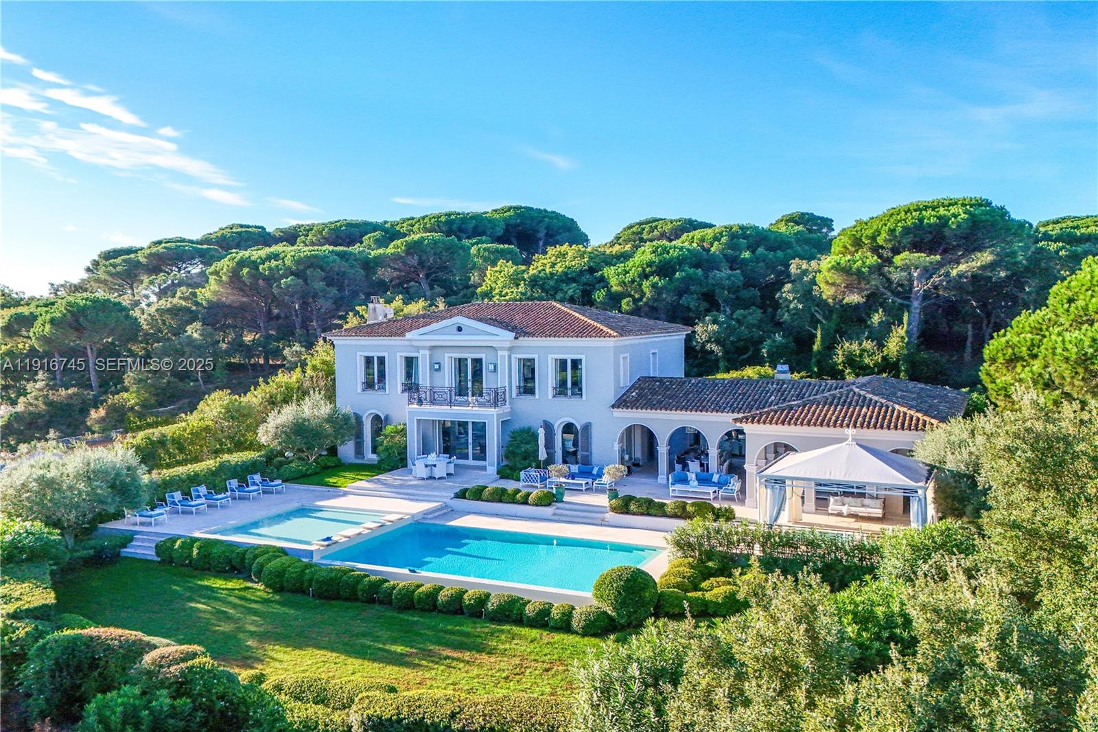 Saint Tropez - Residential