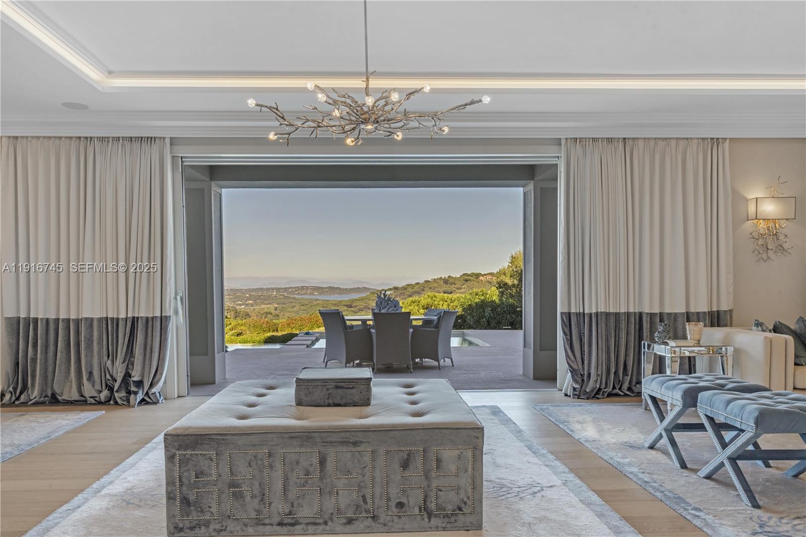 Saint Tropez - Residential